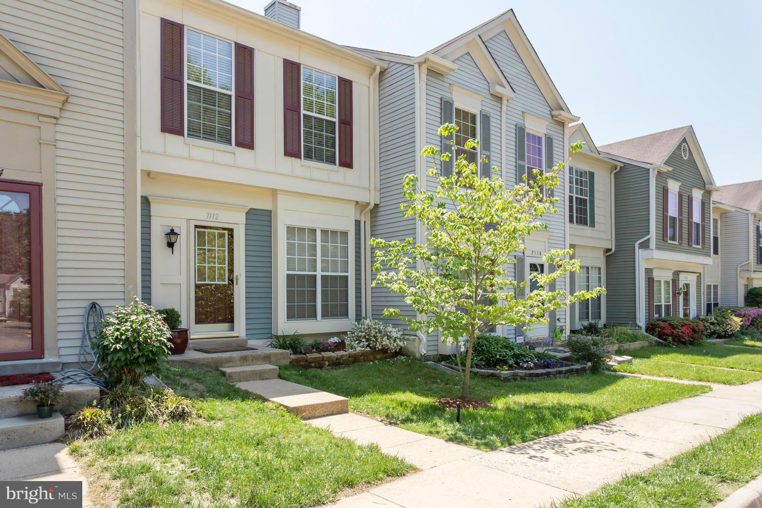 Amazing 2 level, 2 beds, 2.5 bath townhouse, right out of the Pottery Barn Catalog has been meticulously maintained, w/ a stellar renovated kitchen, solid wood cabs, S/S appl. & granite counters.  The 2 large beds have their own en-suite & laundry on bedroom level. Rear deck is a perfect private ext. of living space that backs to trees, giving plenty of green space. Owner is licensed Realtor