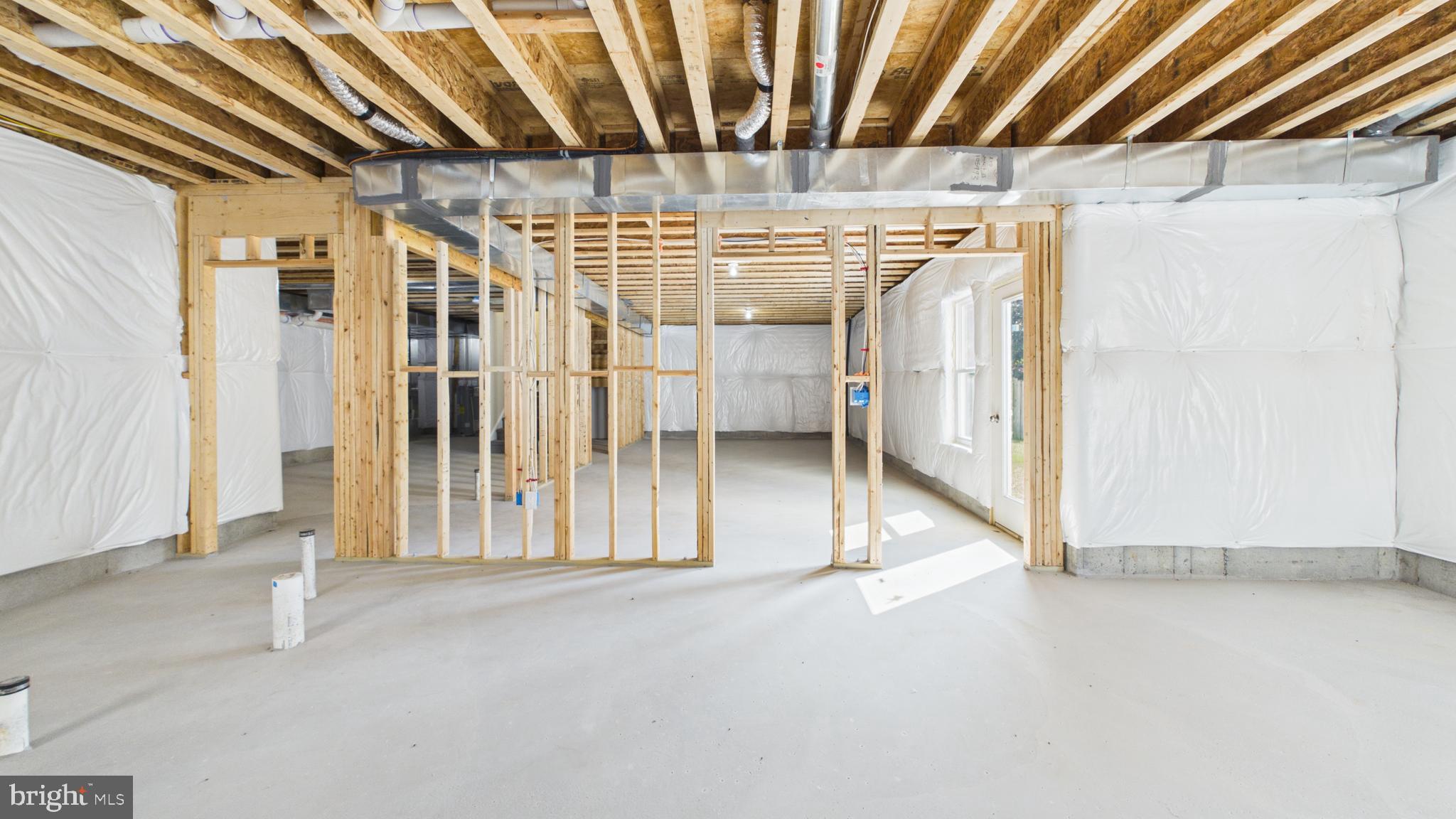 EDINBURG SQUARE - Residential