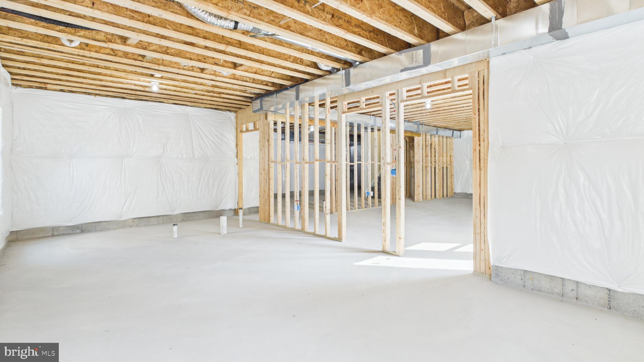 EDINBURG SQUARE - Residential