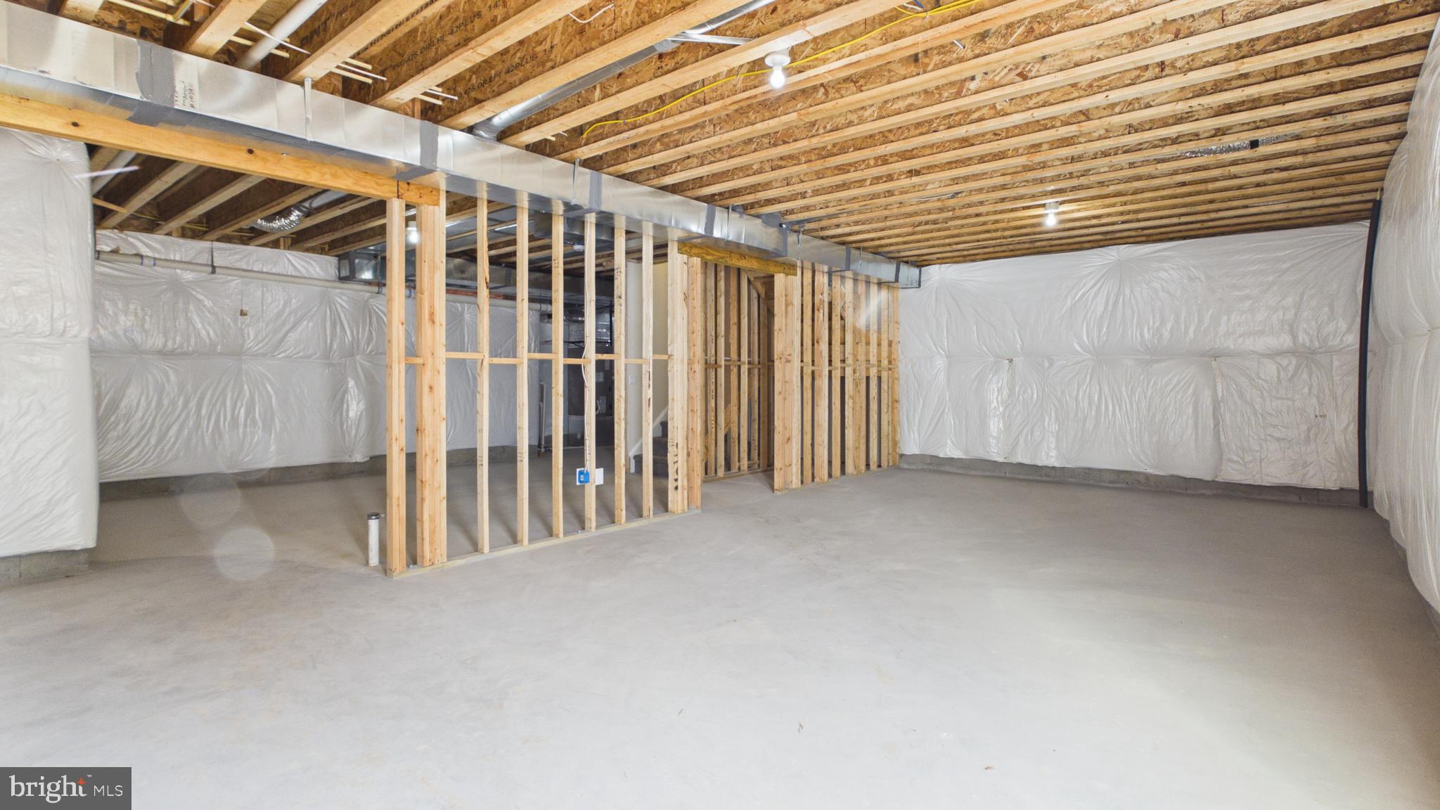 EDINBURG SQUARE - Residential