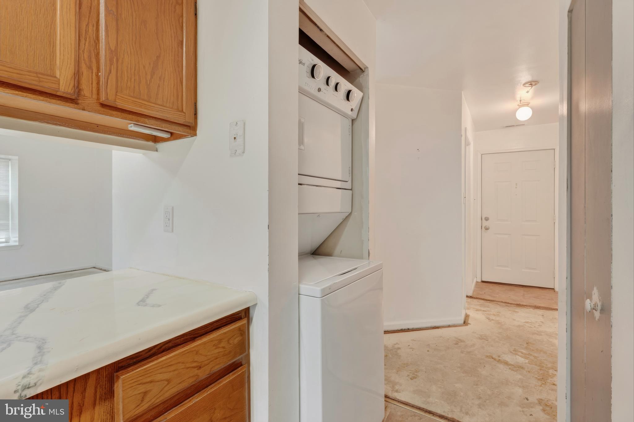 ASHTON CONDO - Residential