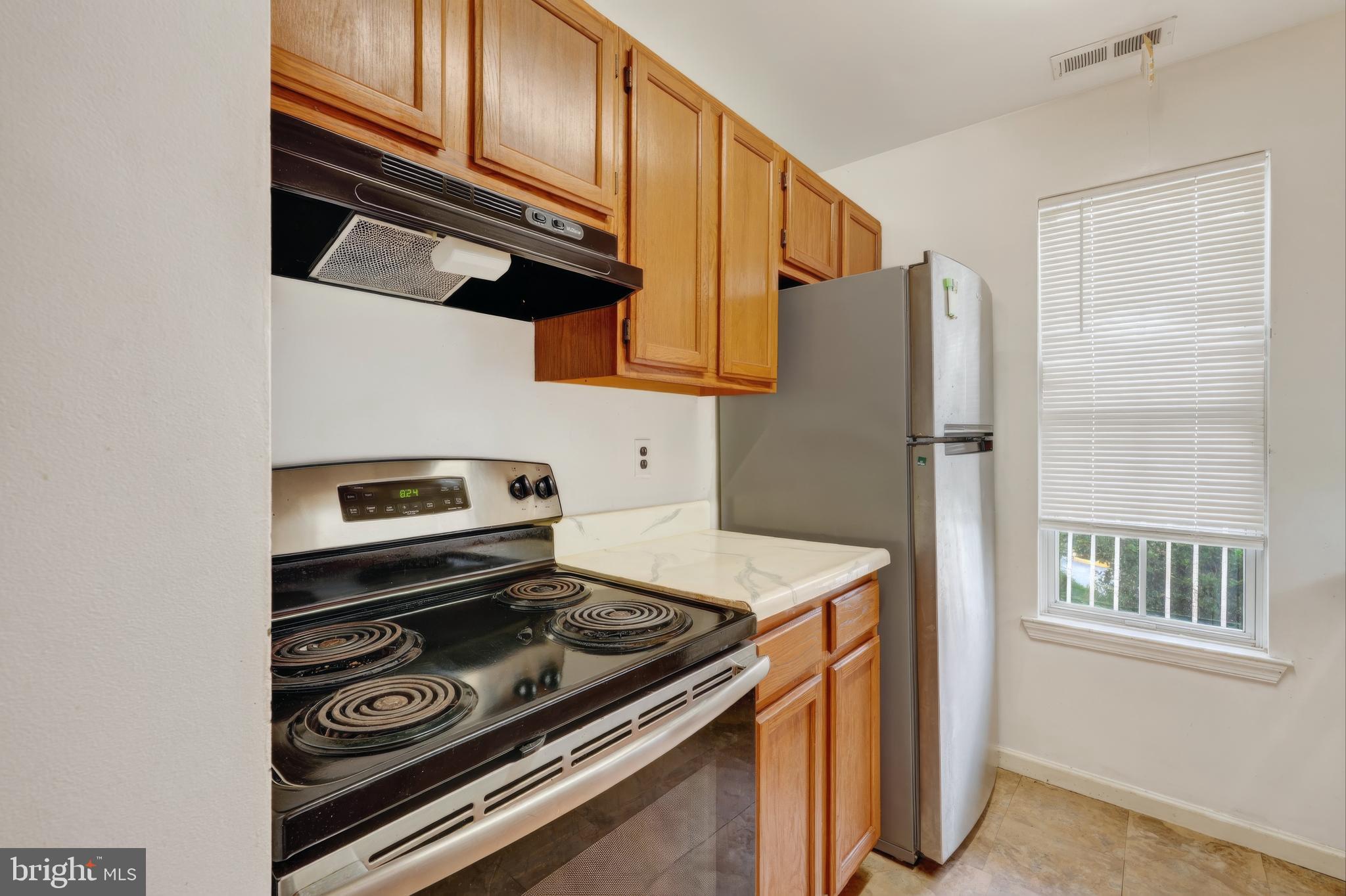 ASHTON CONDO - Residential