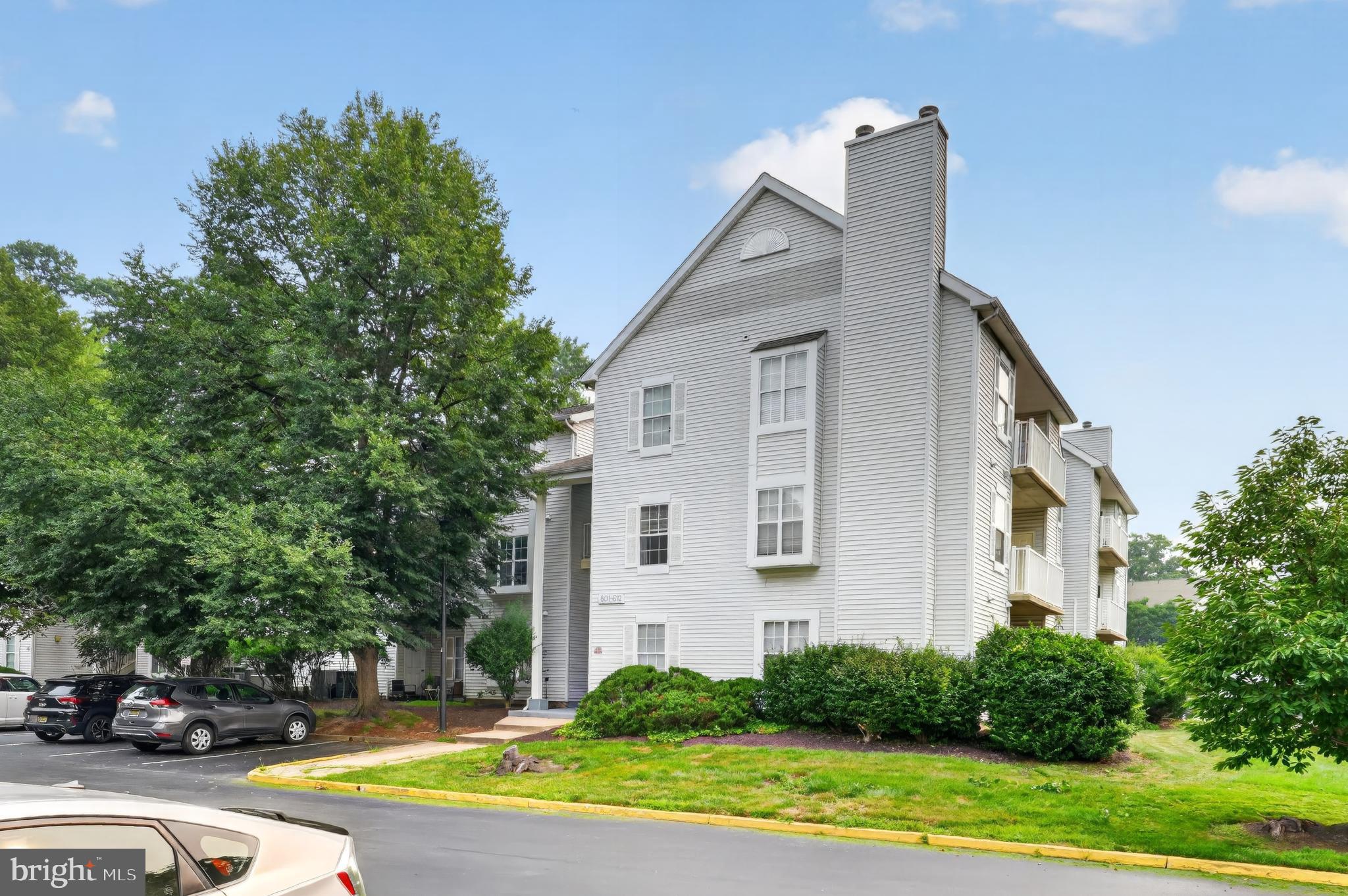 Investor Alert! Incredible Value in a Gated Community!
Opportunity is knocking at 607 Willings Way! This 2-bedroom, 2 full bath condo is packed with potential and priced accordingly. Whether you’re looking to renovate and flip, add a cash-flowing rental to your portfolio, or create your own personalized space, this is one you won’t want to miss.
Inside you’ll find a spacious layout featuring a wood-burning fireplace, in-unit washer and dryer, and a private balcony with a partial view of the community pool. The gated community offers plenty of parking and an attractive setting for both homeowners and tenants alike.
This home is being offered at just $124,900 and is ready for cosmetic updates including paint and flooring. With an estimated after-repair value (ARV) of $175,000–$199,000, depending on the quality of finishes, the upside is easy to see. Condo Fees $360 includes pool , trash and exterior maintenance
Don’t miss this chance to build equity from day one. Opportunities like this at this price don’t come along often!