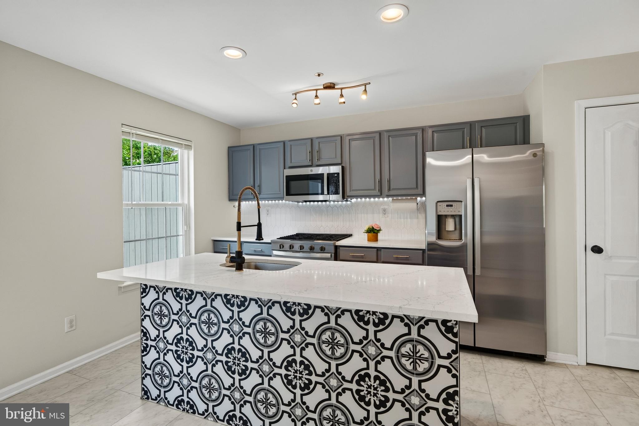 EXTON STATION - Residential