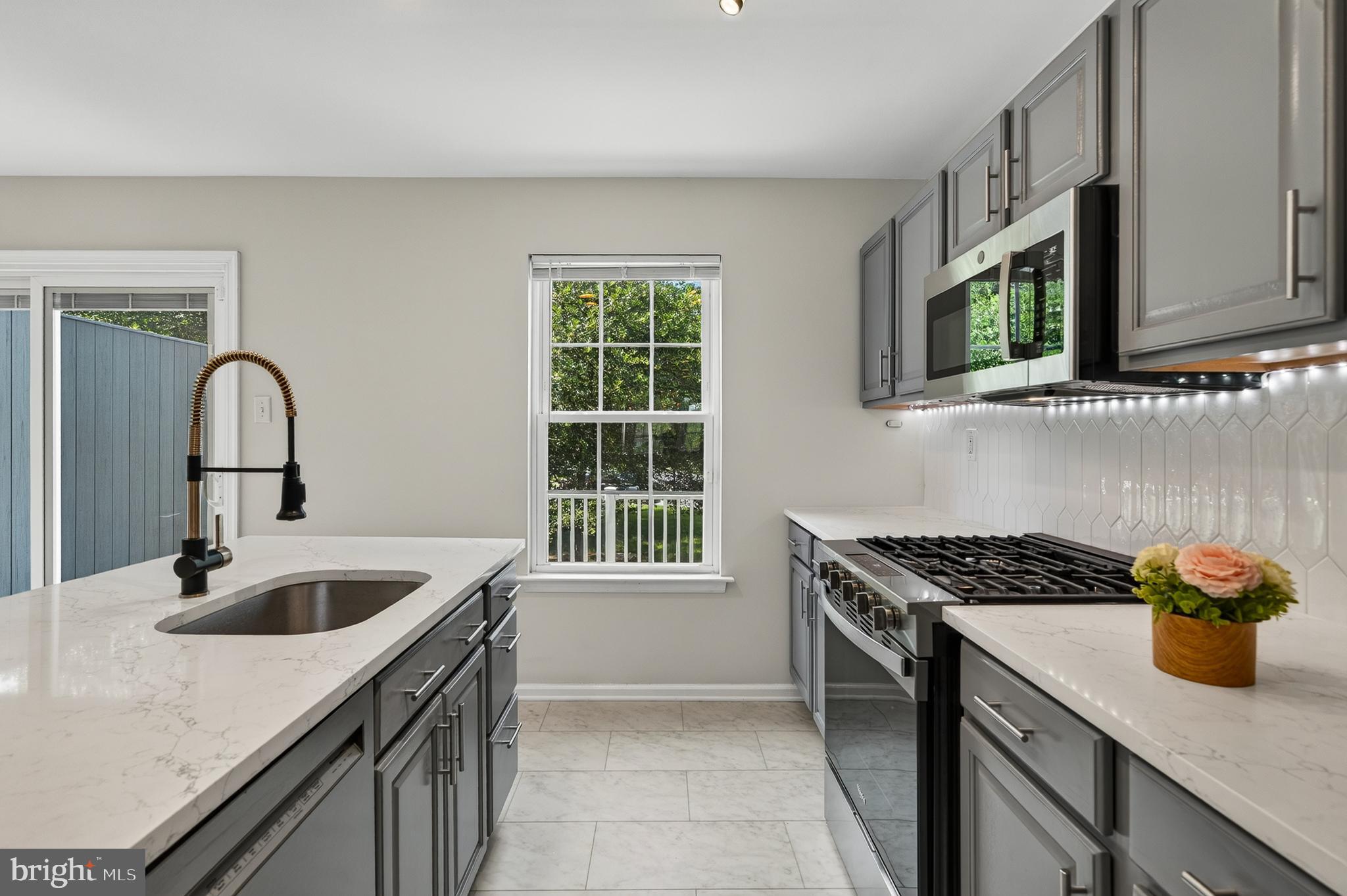 EXTON STATION - Residential