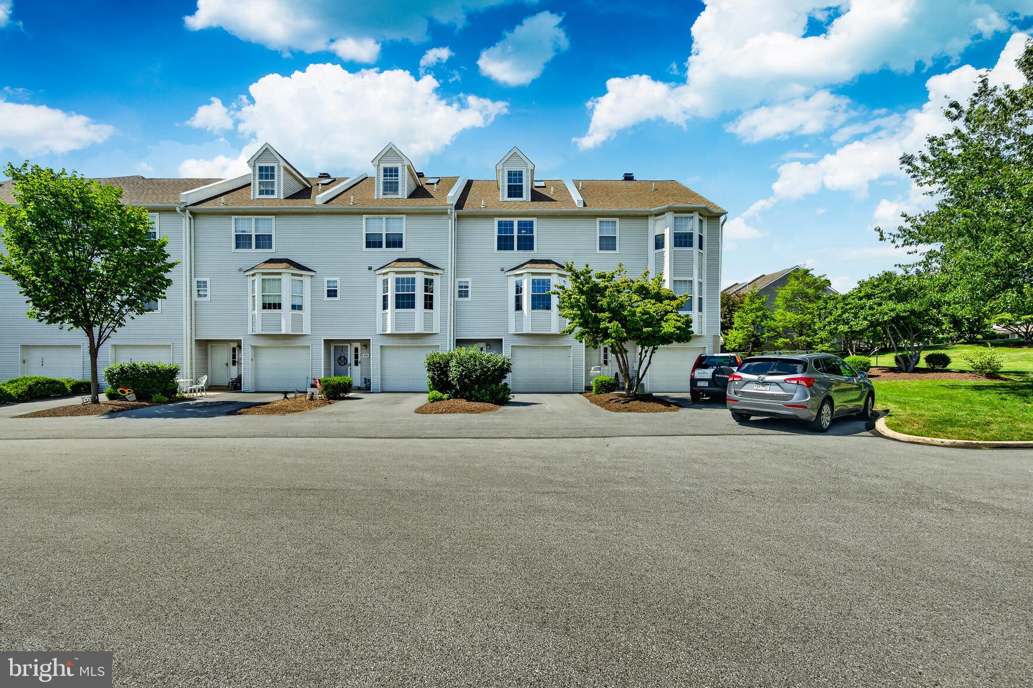 EXTON STATION - Residential