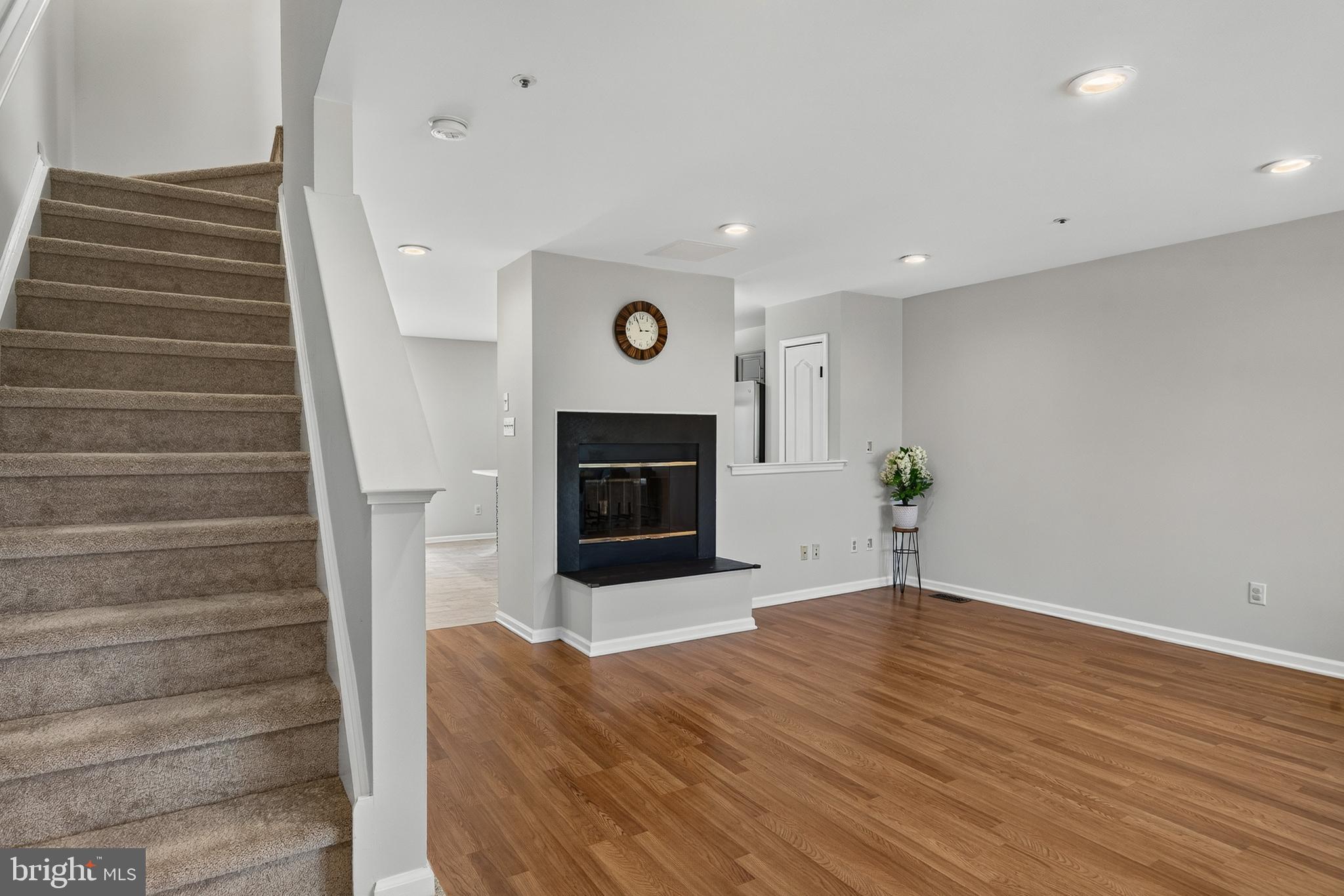 EXTON STATION - Residential