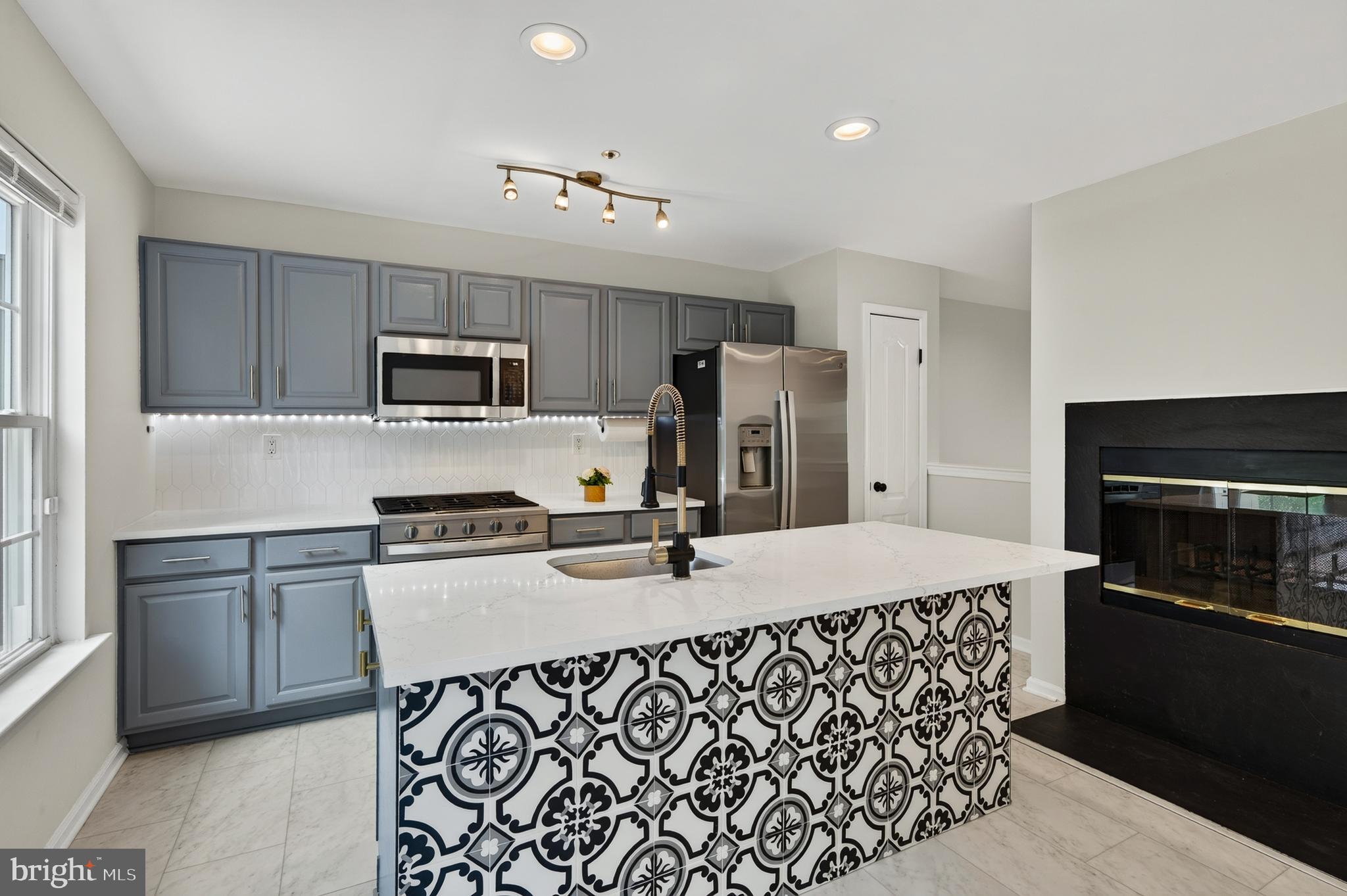 EXTON STATION - Residential