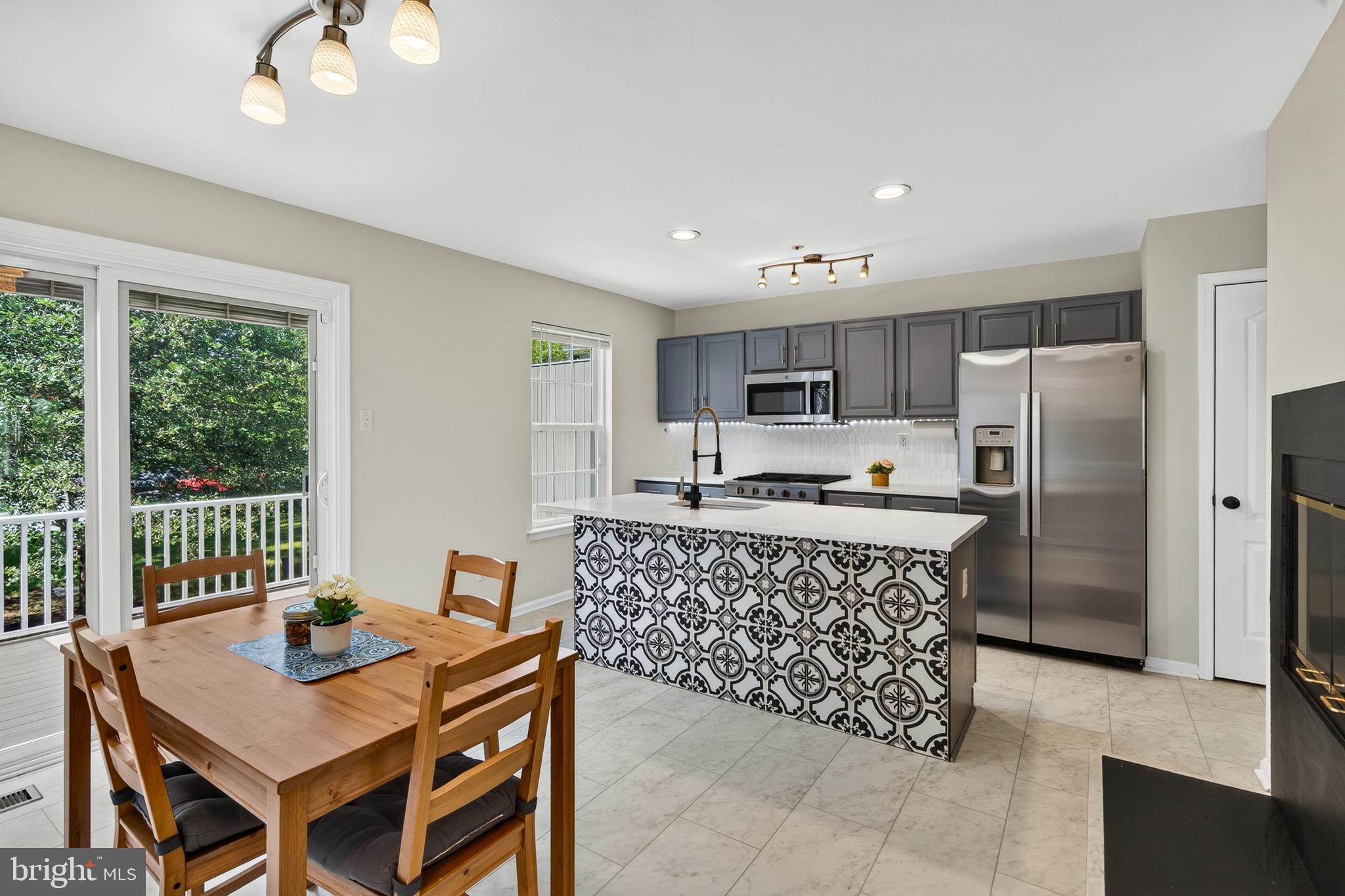 EXTON STATION - Residential