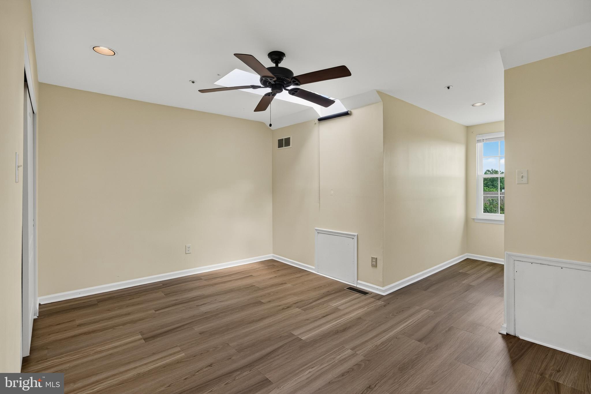EXTON STATION - Residential