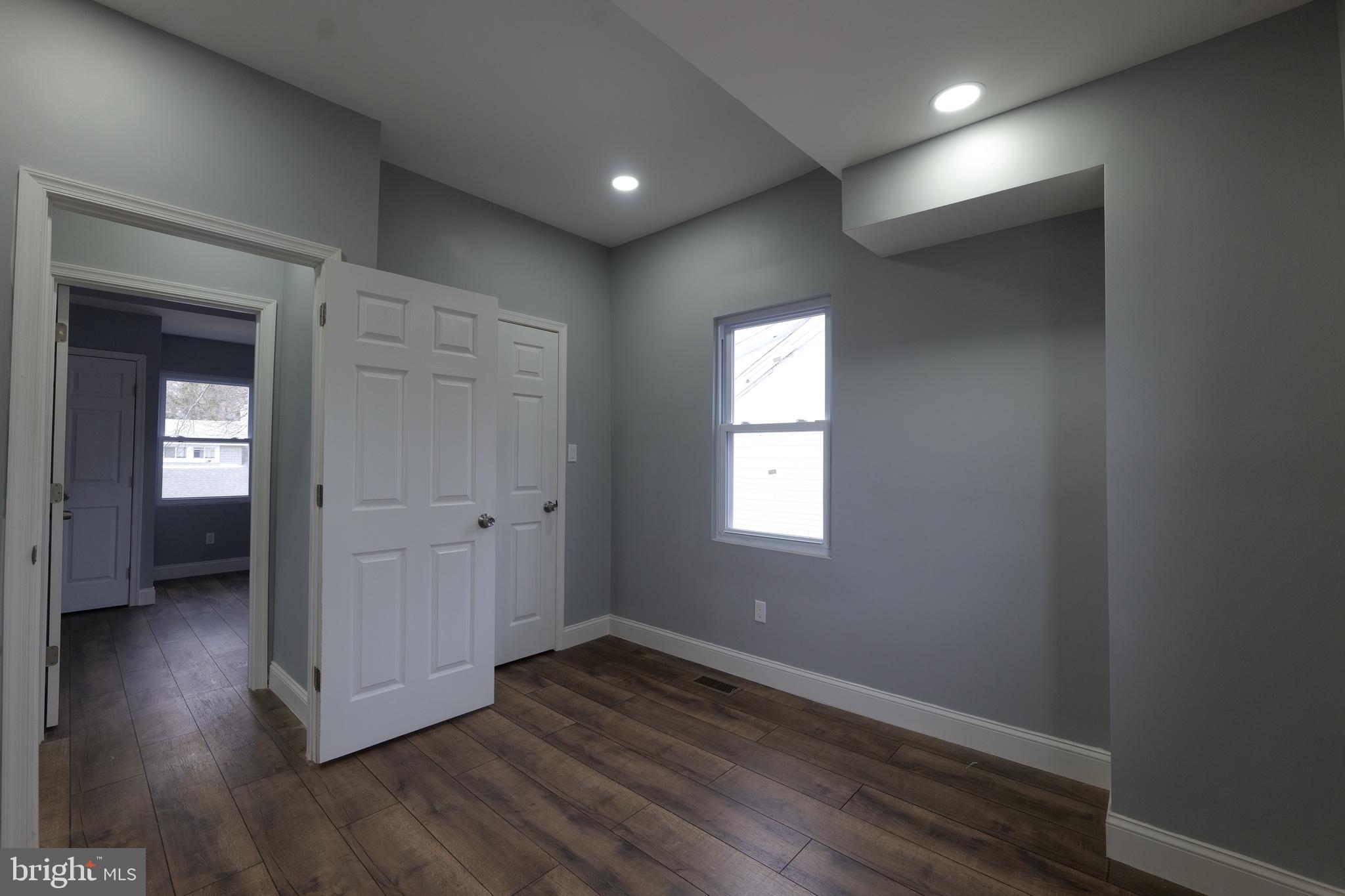 KENILWORTH PARK - Residential