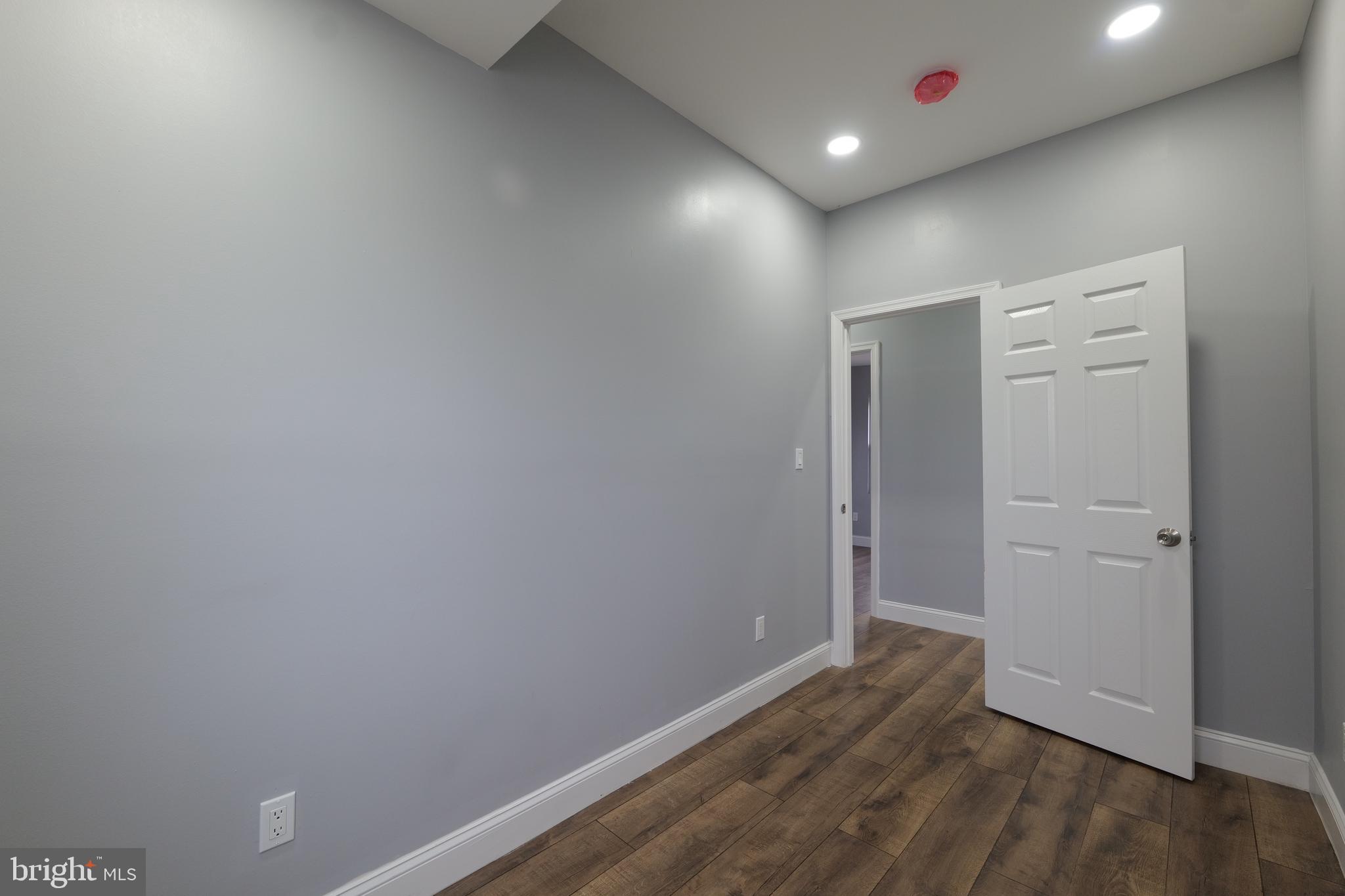 KENILWORTH PARK - Residential