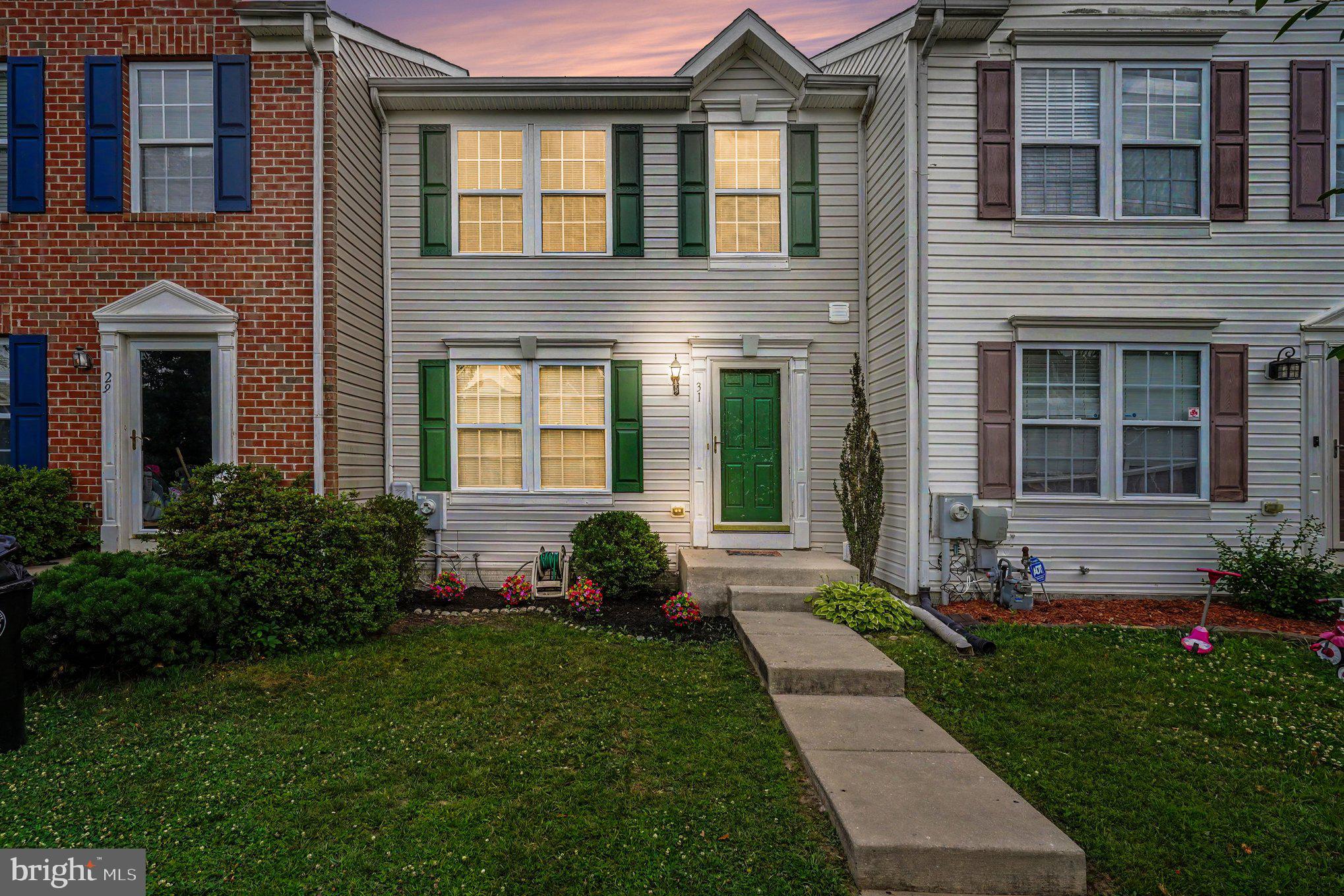 SENECA POINTE - Residential