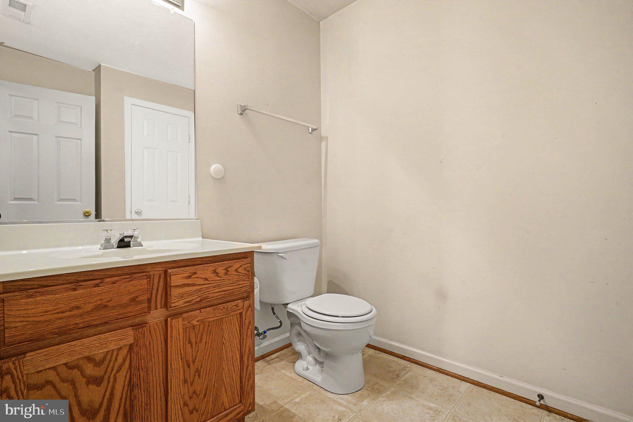 SENECA POINTE - Residential