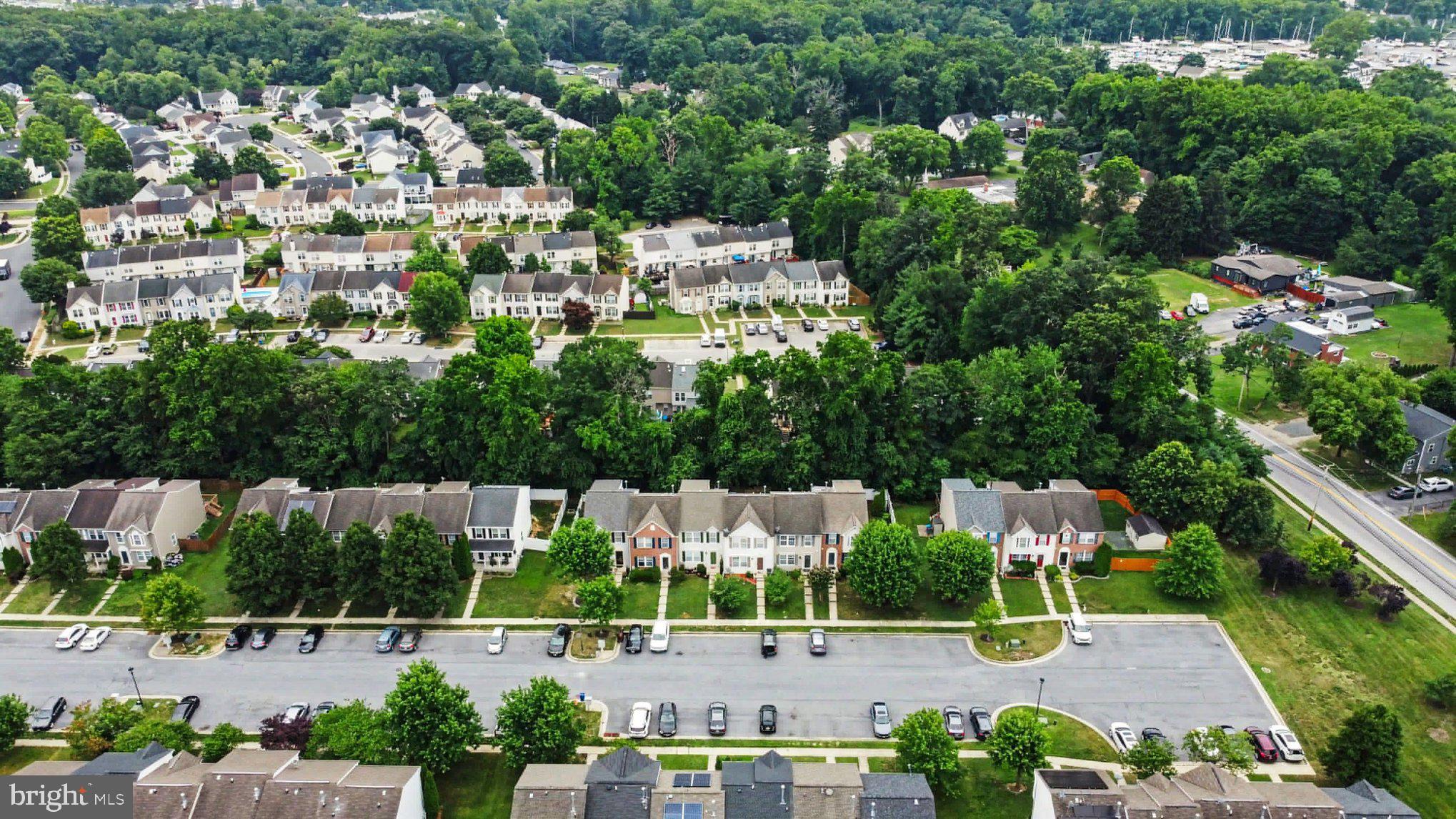 SENECA POINTE - Residential