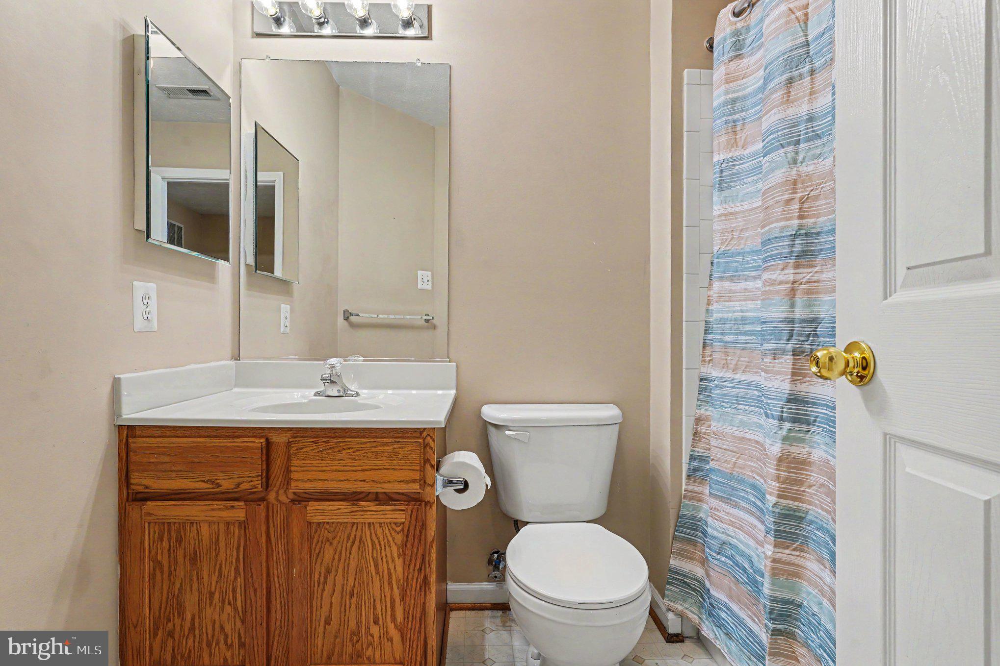 SENECA POINTE - Residential