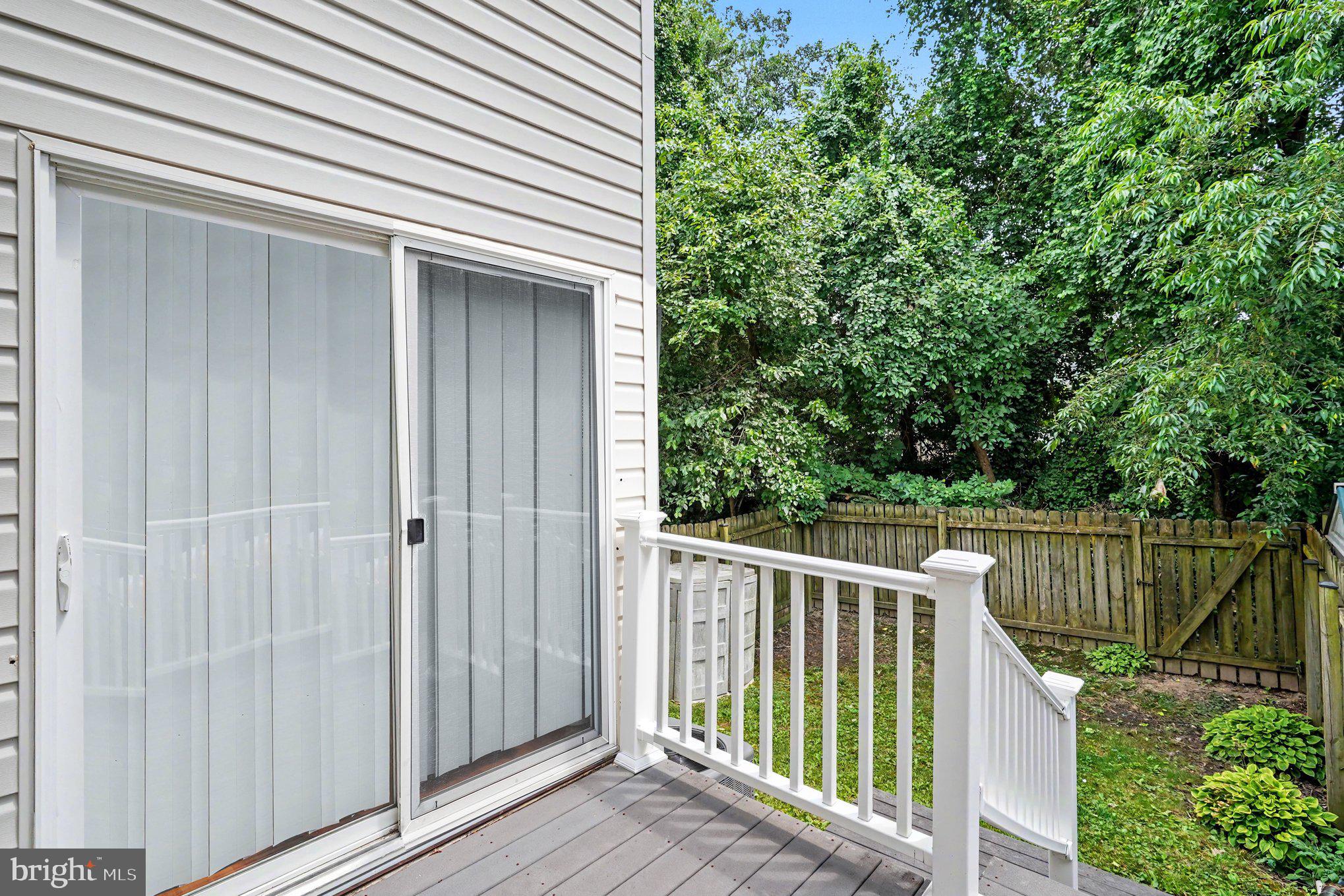 SENECA POINTE - Residential