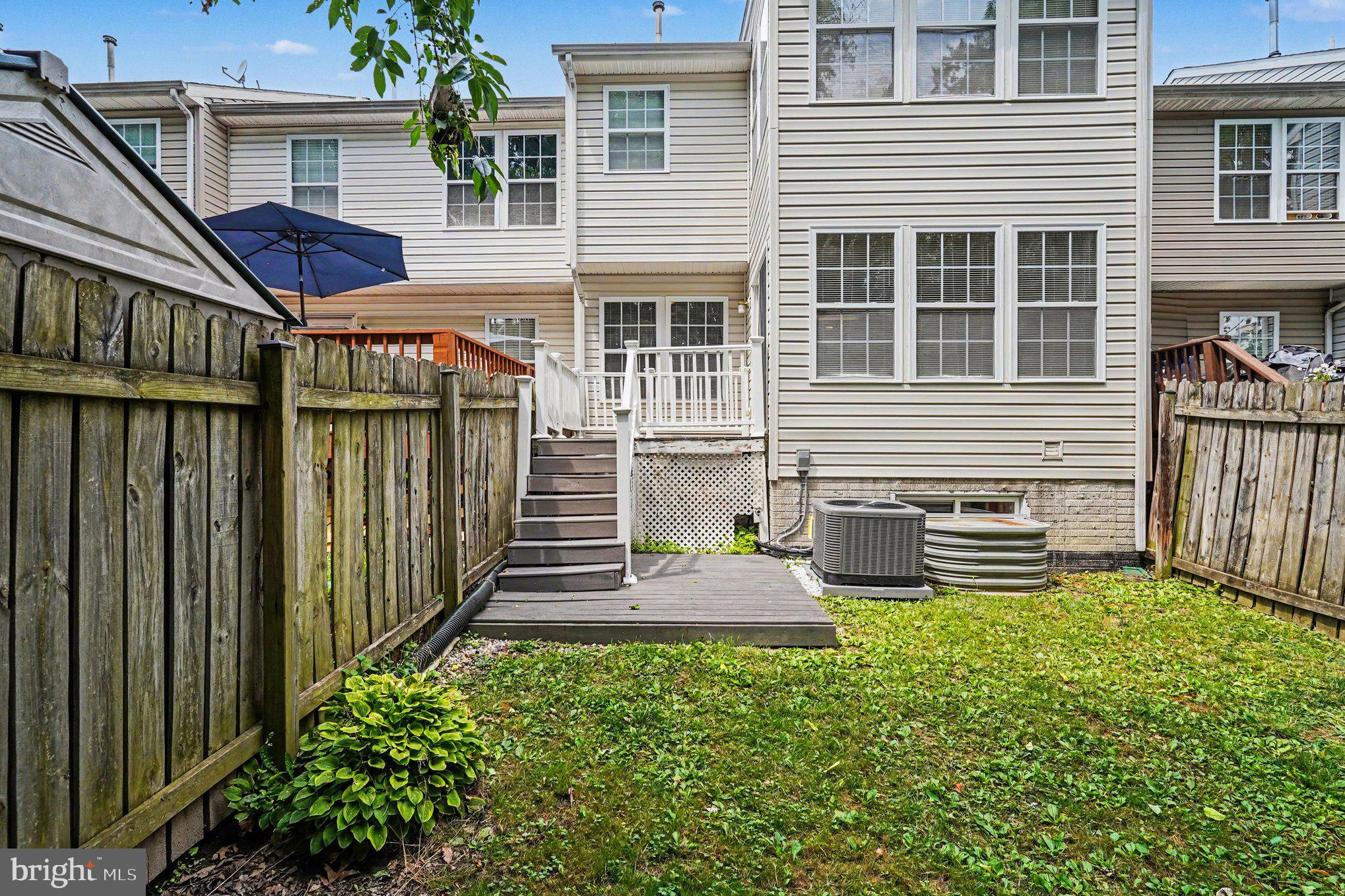 SENECA POINTE - Residential
