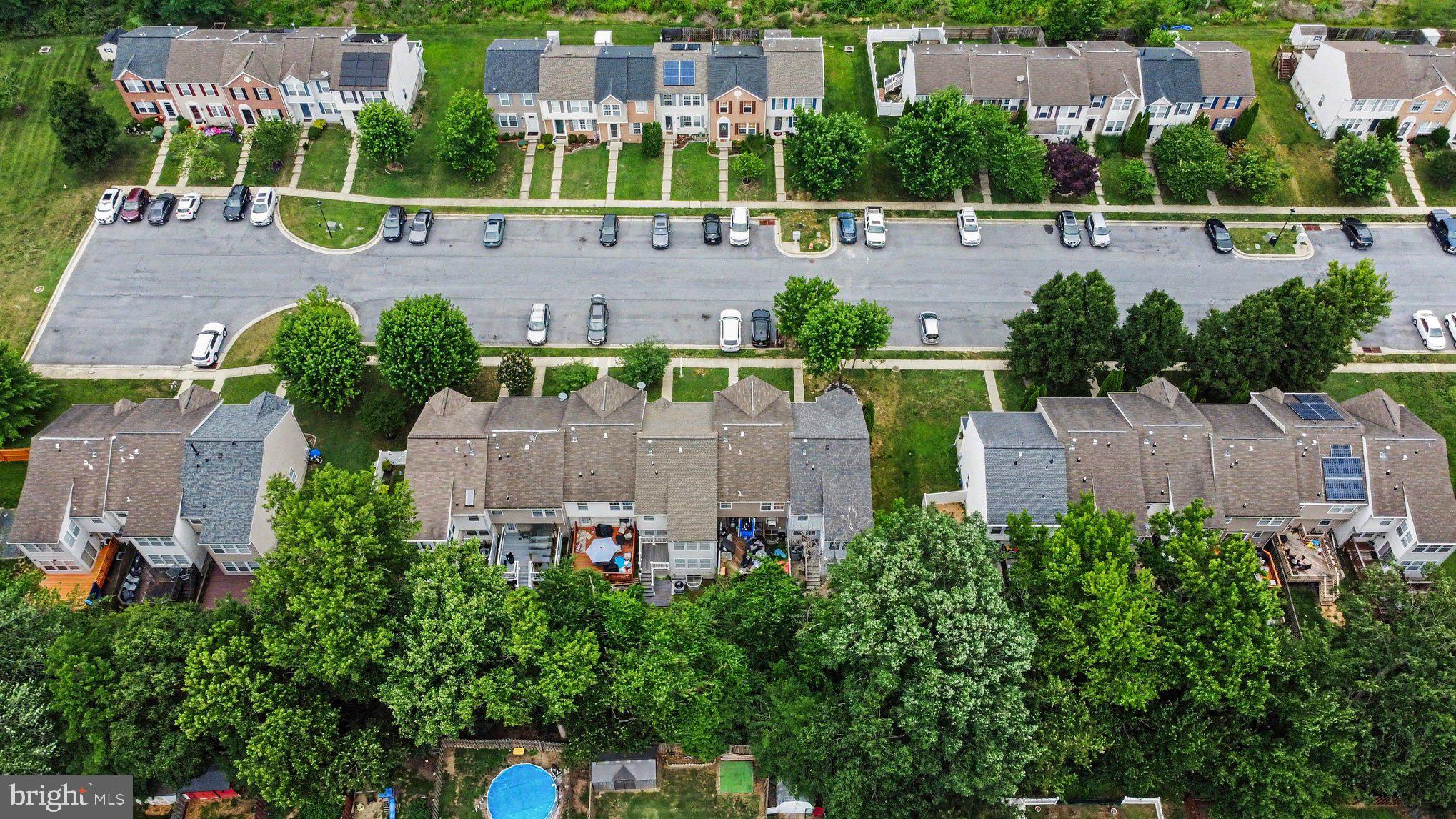 SENECA POINTE - Residential