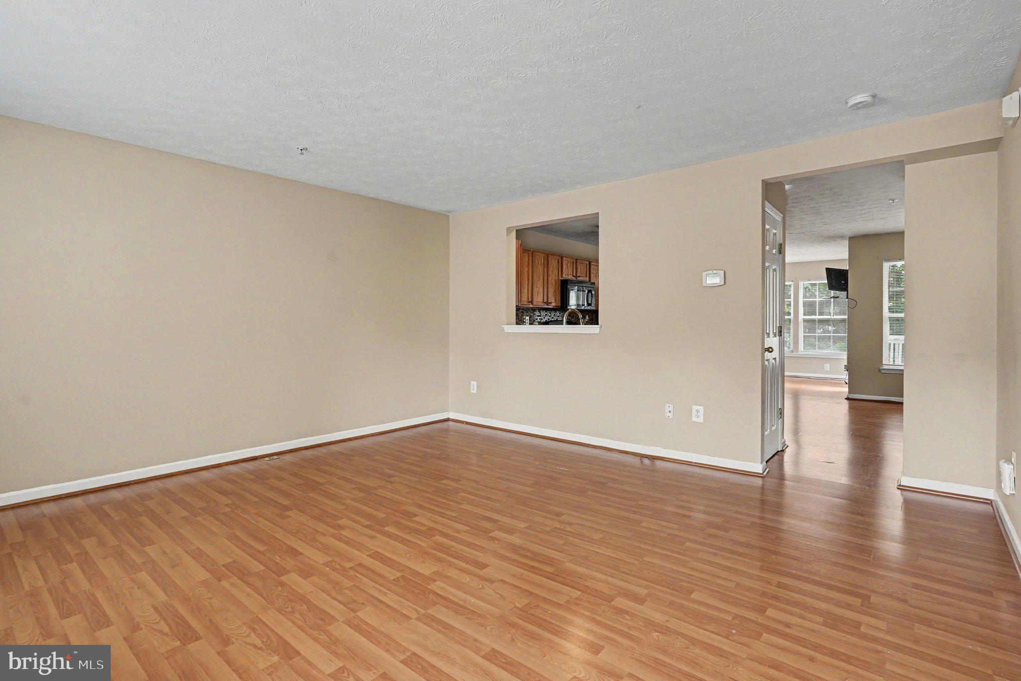 SENECA POINTE - Residential