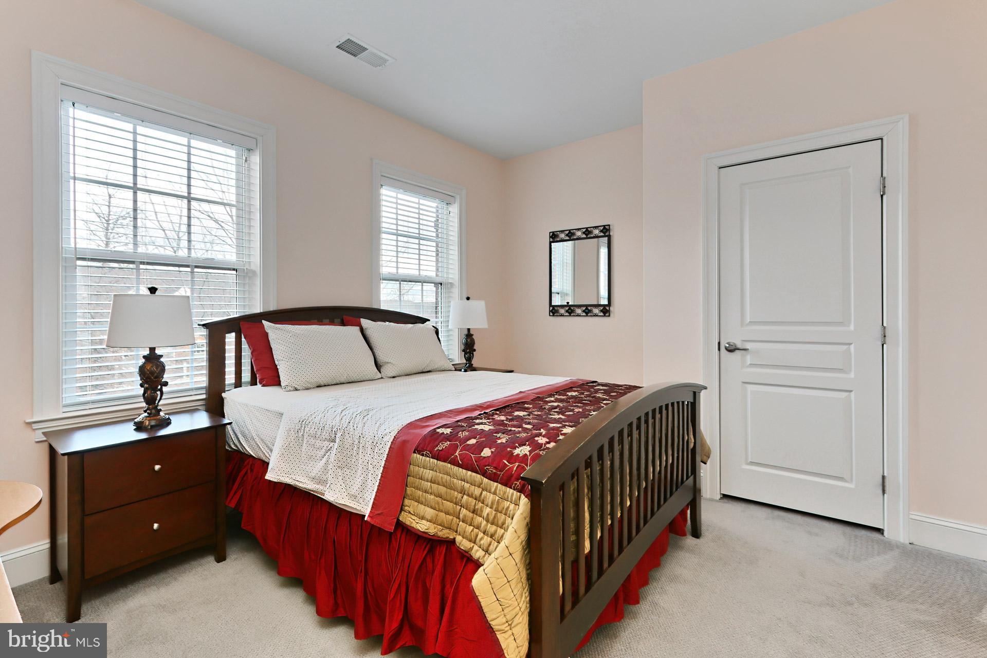 WILTON HILL - Residential