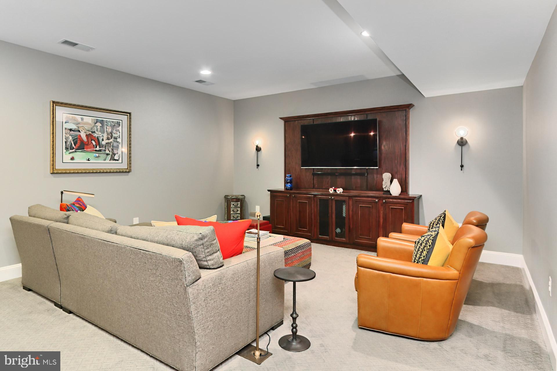 WILTON HILL - Residential