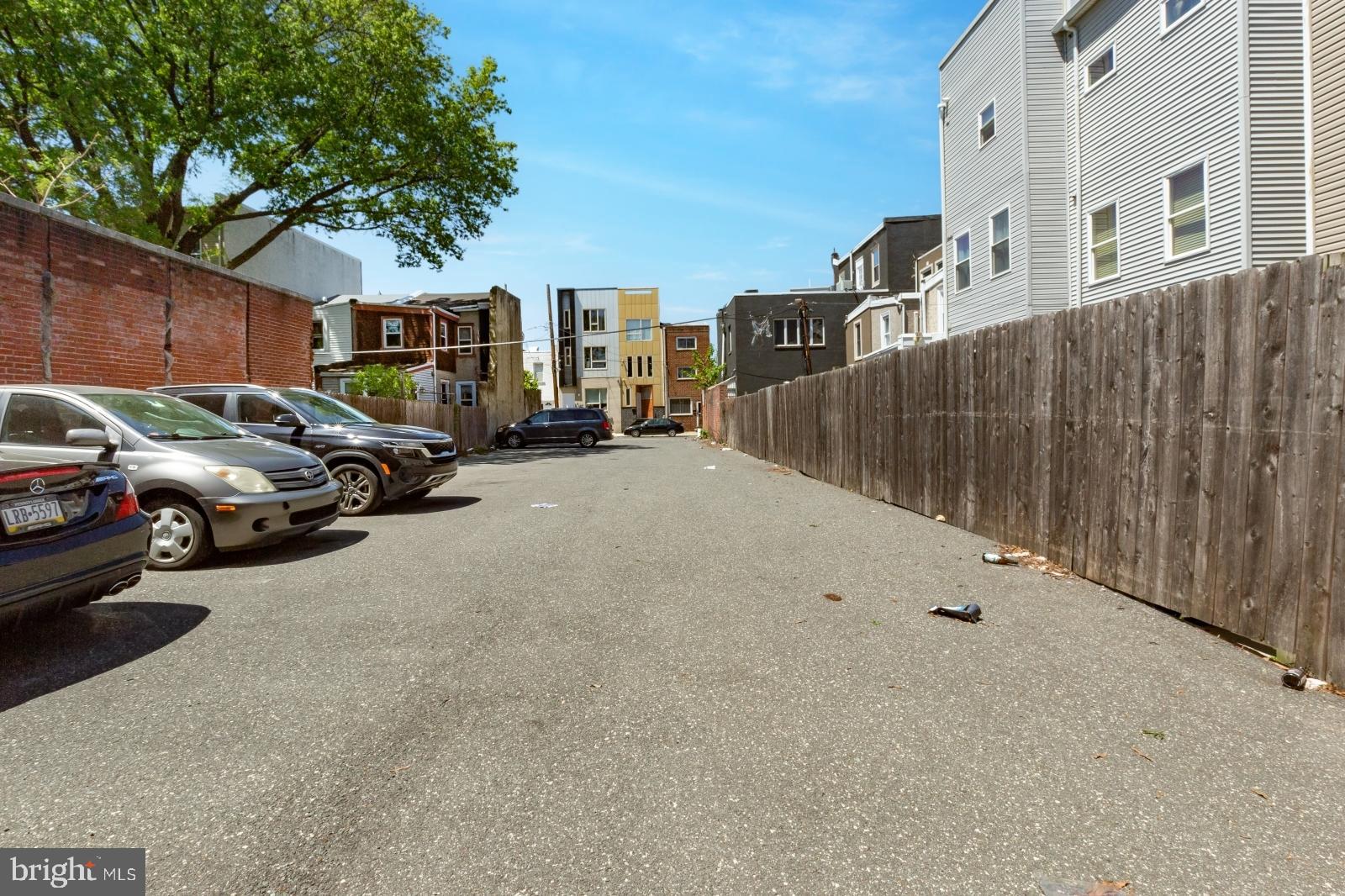 EAST KENSINGTON - Residential Lease