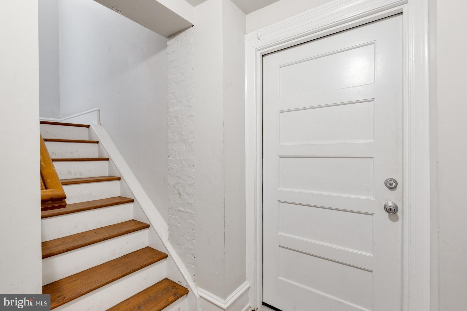 EAST KENSINGTON - Residential Lease