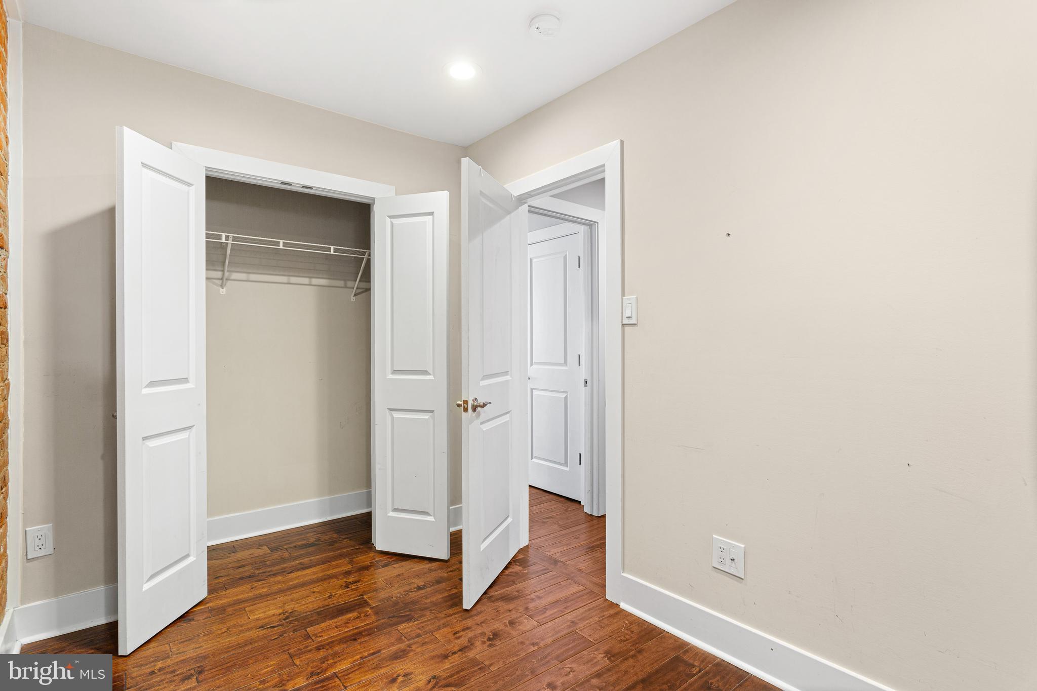 PORT RICHMOND - Residential