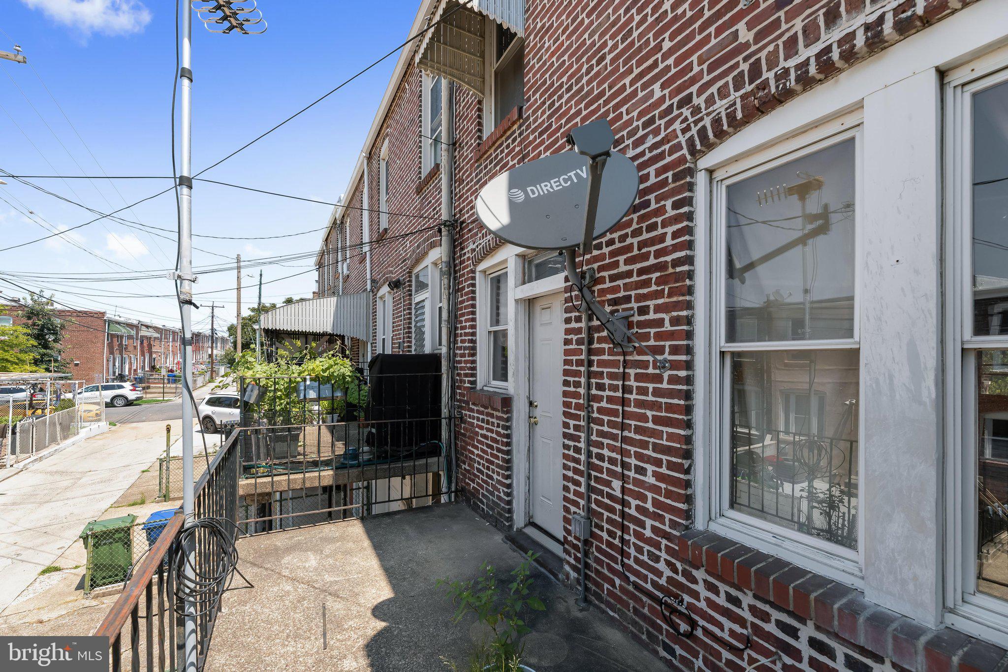 GREEKTOWN - Residential Income
