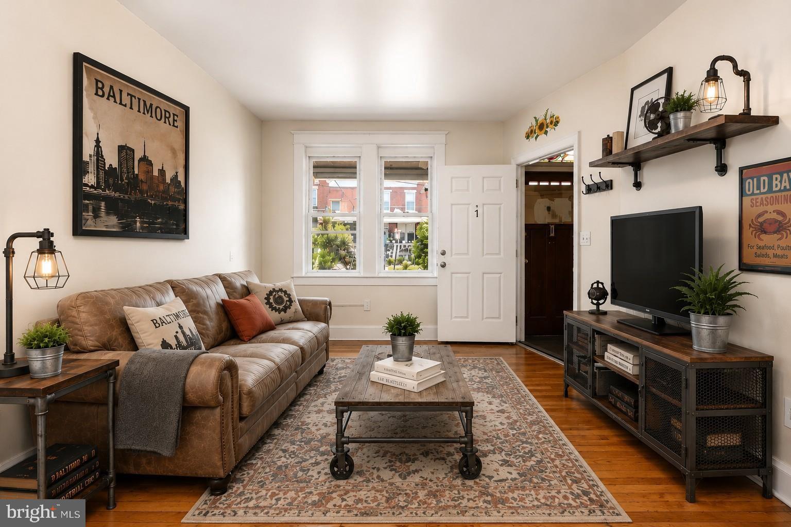 GREEKTOWN - Residential Income