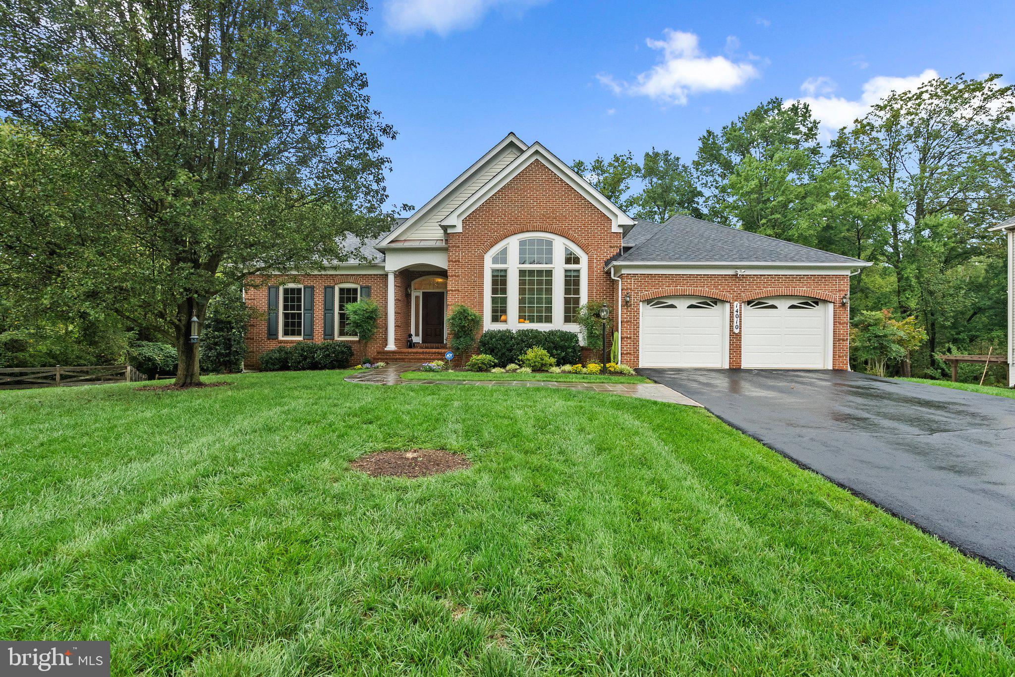 WILLOWS OF POTOMAC - Residential