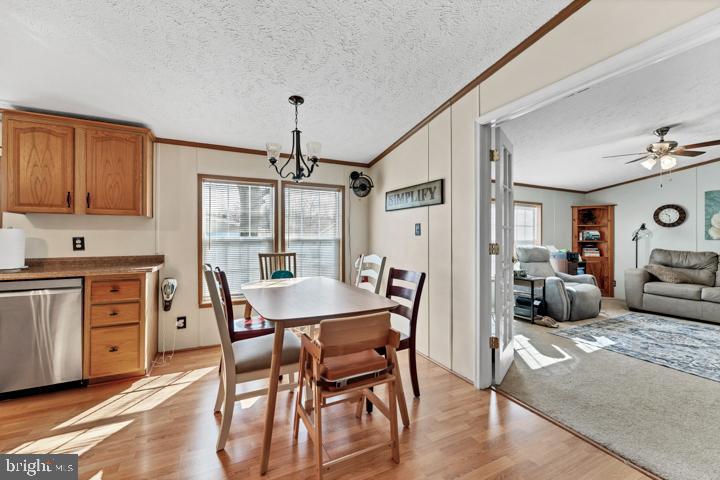 BRENTWOOD MANOR - Residential