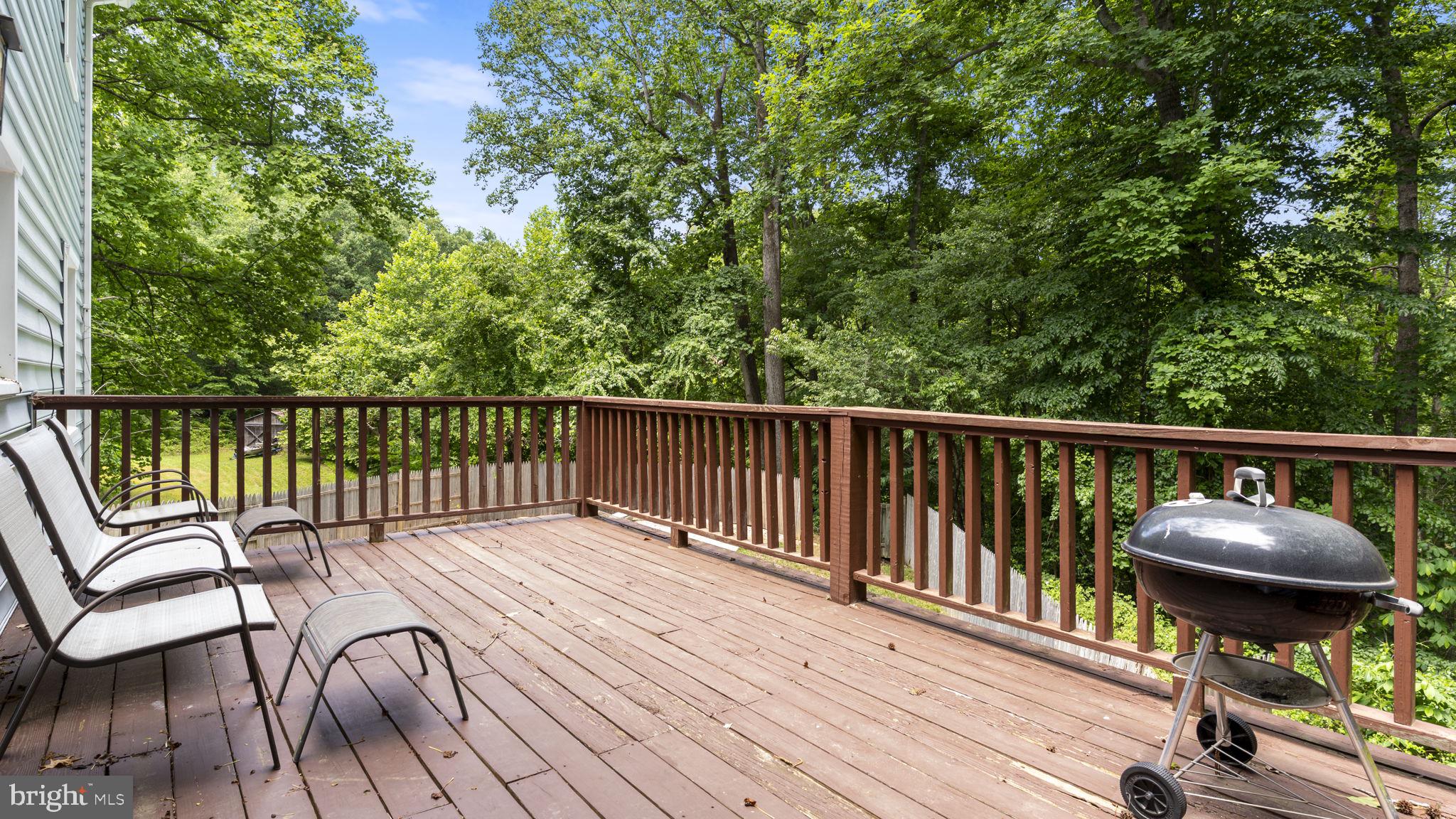 HUNTING CREEK WOODS - Residential
