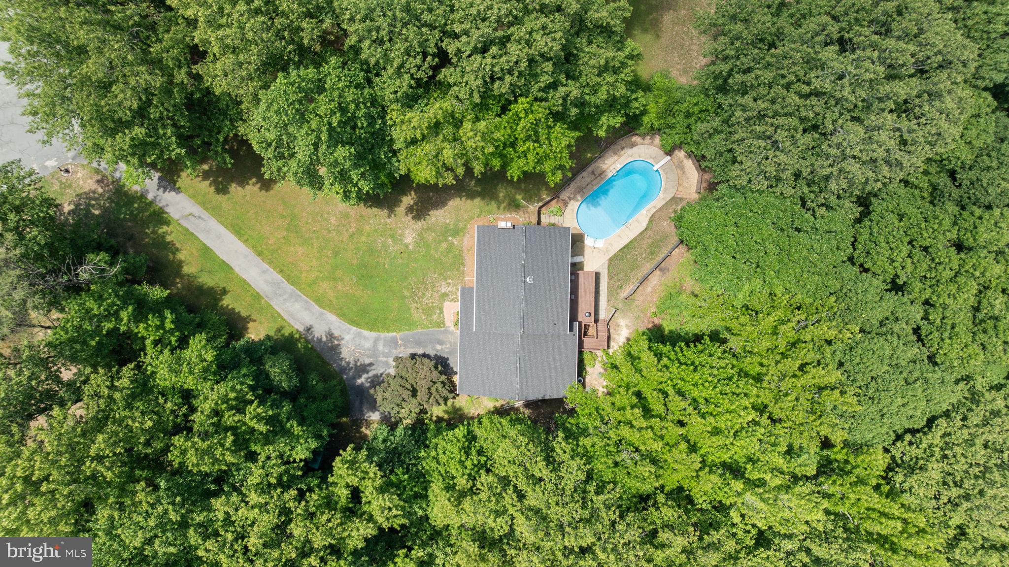 HUNTING CREEK WOODS - Residential