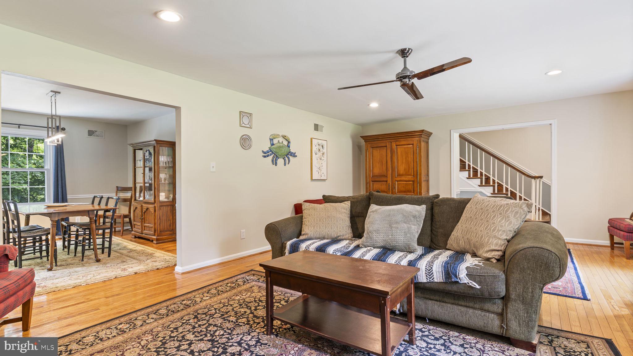 HUNTING CREEK WOODS - Residential