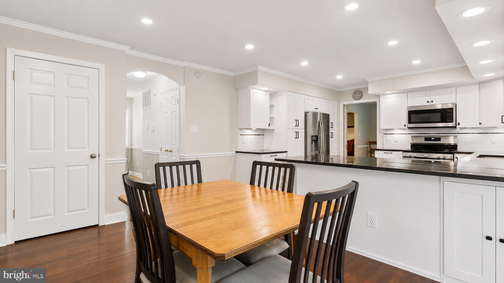 HUNTING CREEK WOODS - Residential