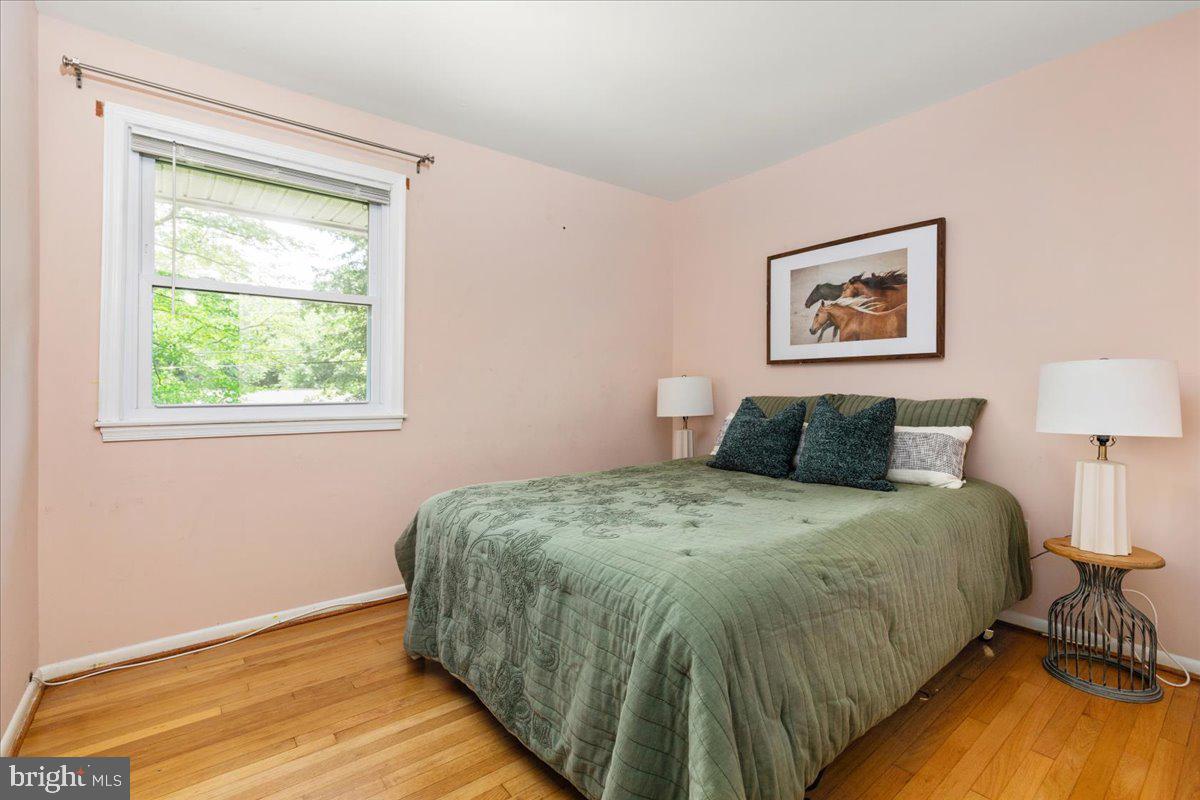 CALVERTON - Residential