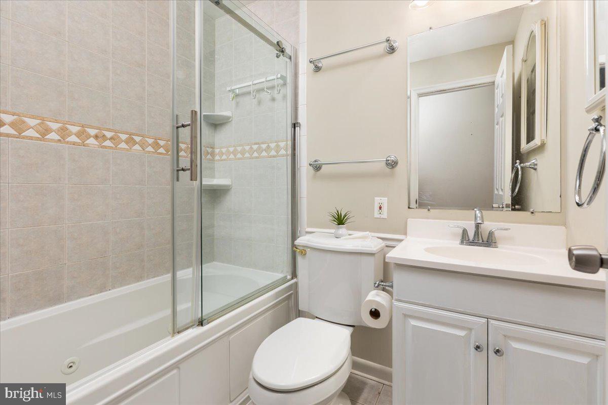CALVERTON - Residential