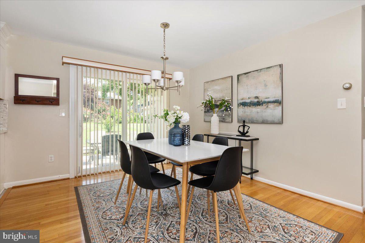 CALVERTON - Residential