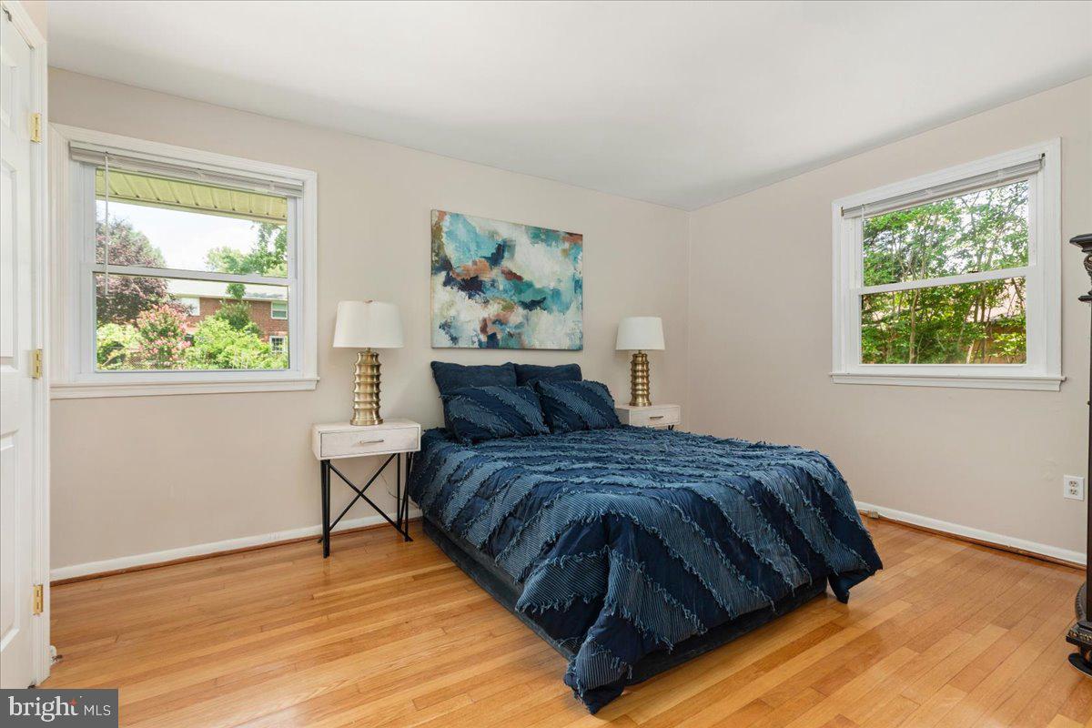 CALVERTON - Residential