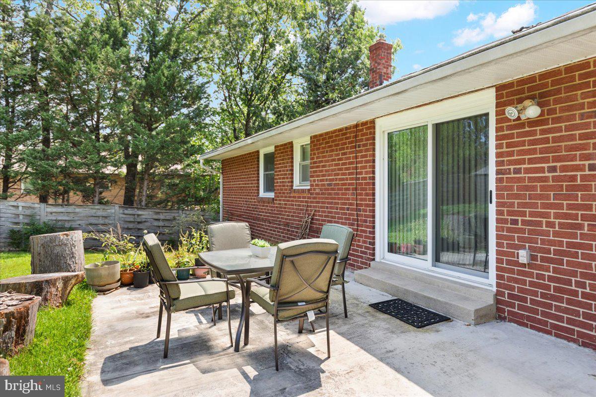 CALVERTON - Residential