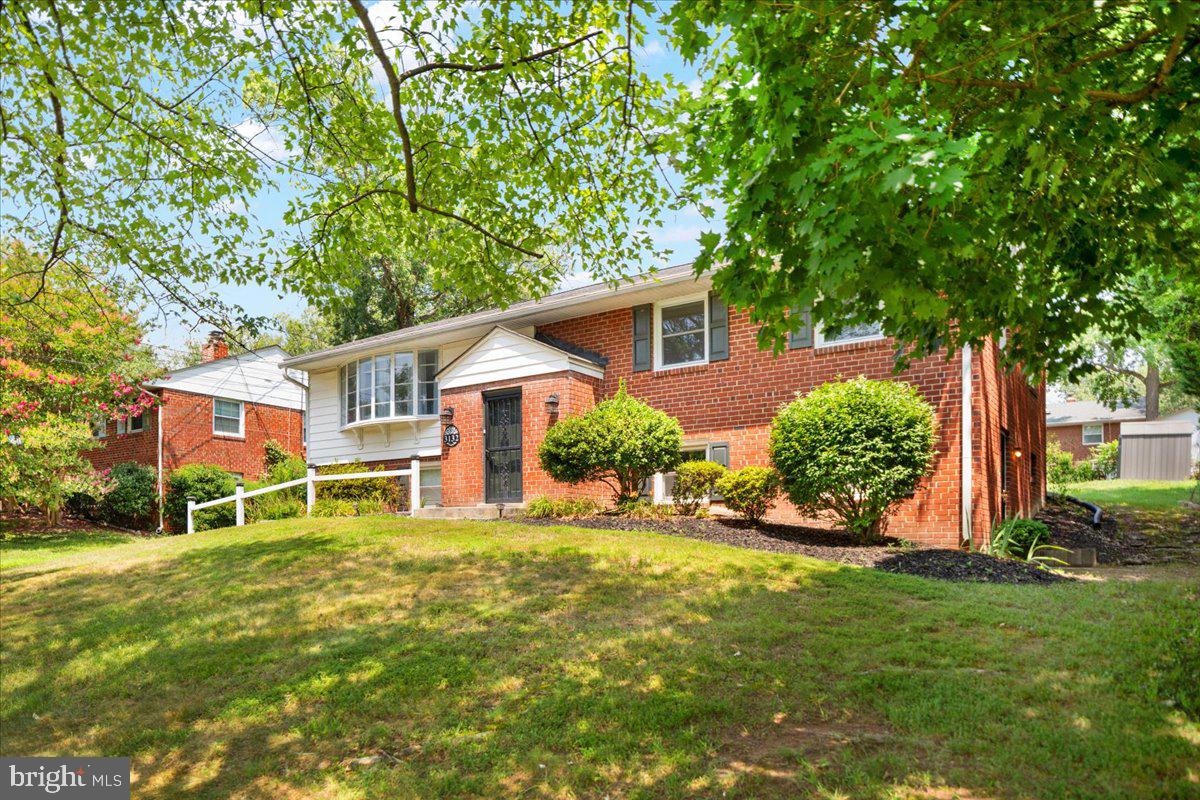 CALVERTON - Residential