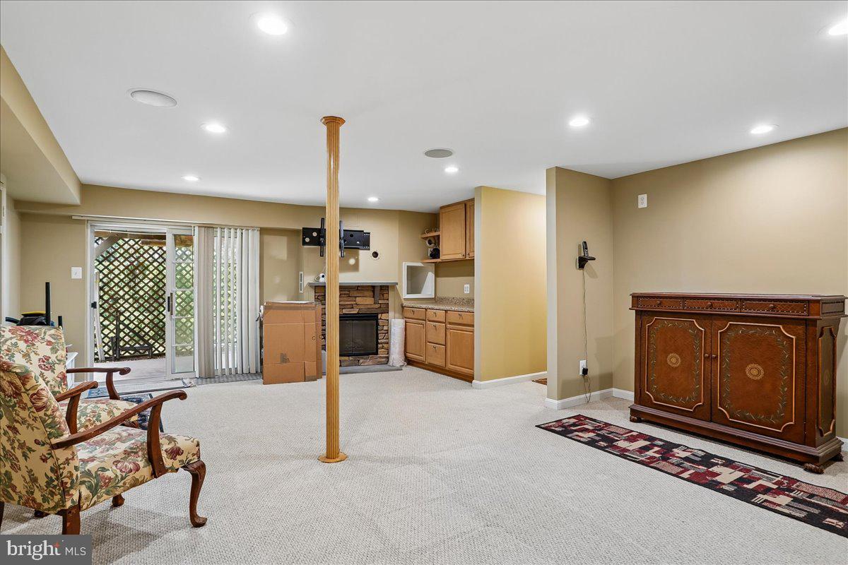FOUNTAIN VIEW - Residential