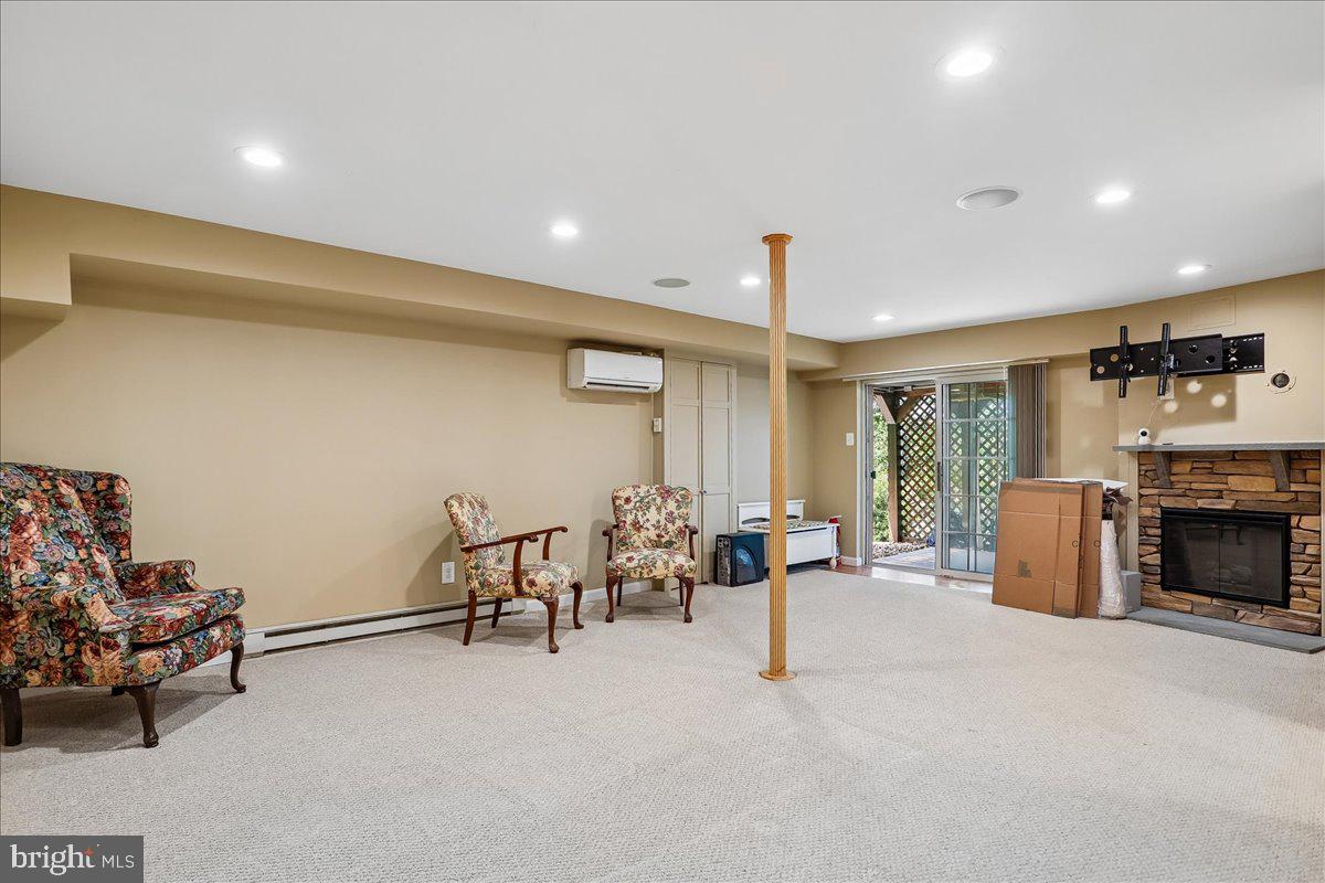 FOUNTAIN VIEW - Residential
