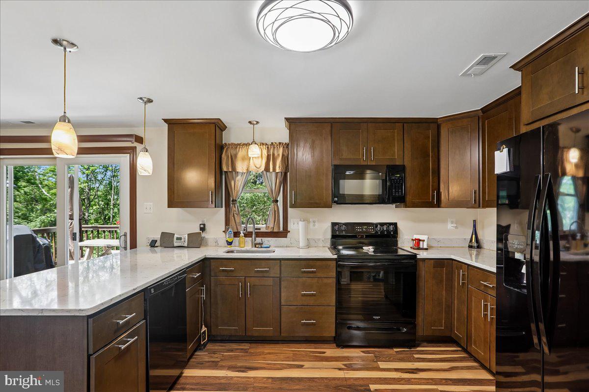 FOUNTAIN VIEW - Residential