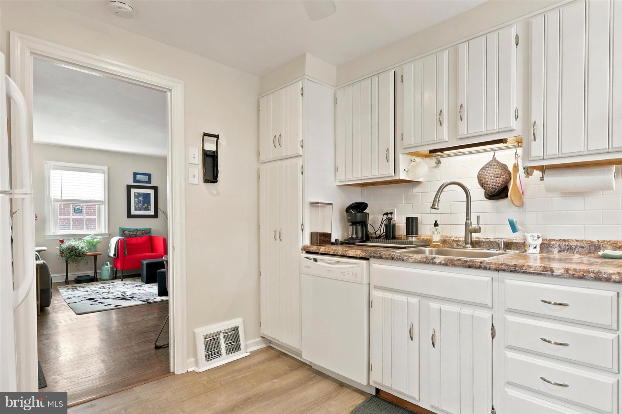 LYNNWOOD - Residential