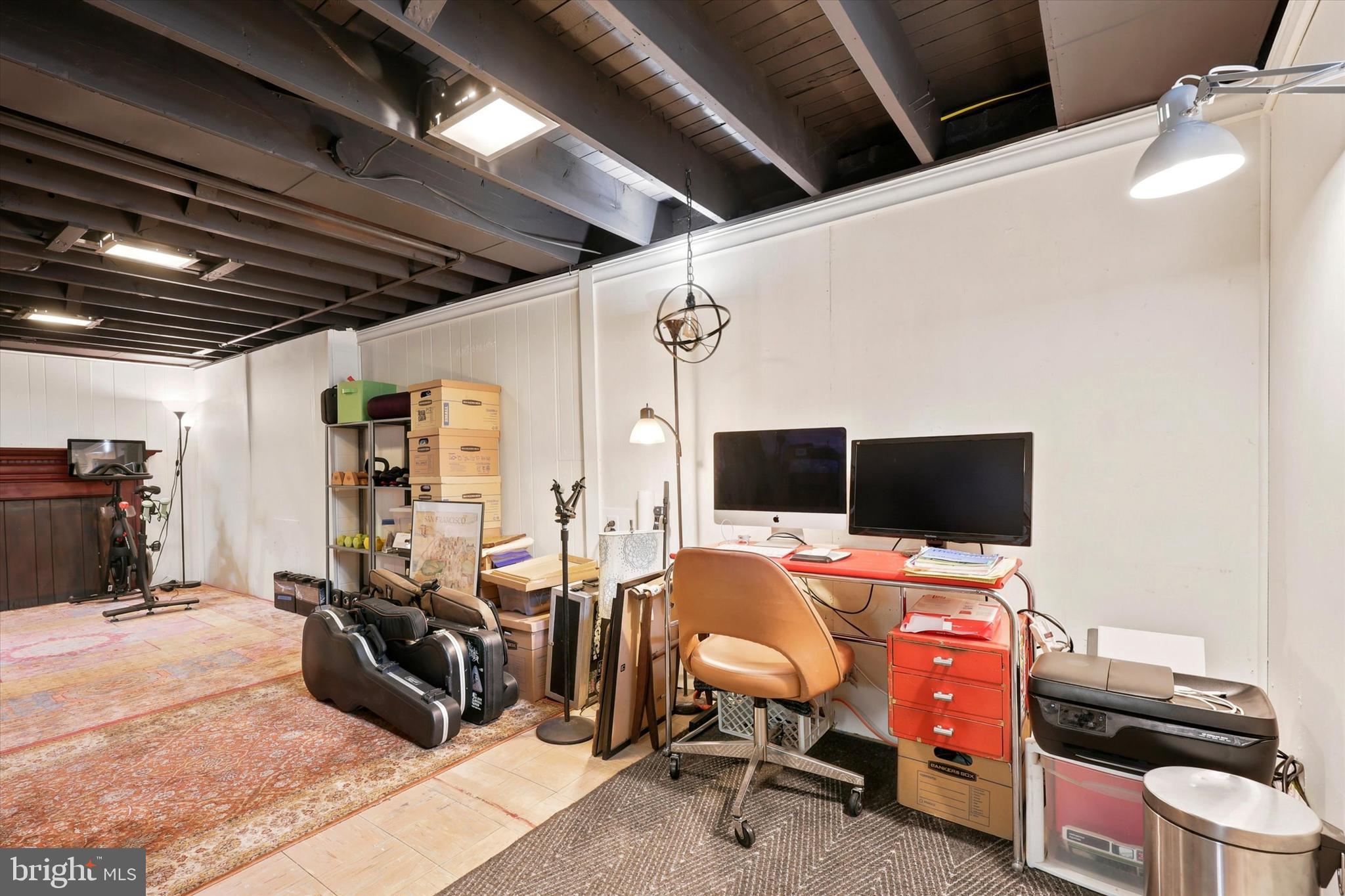 LYNNWOOD - Residential