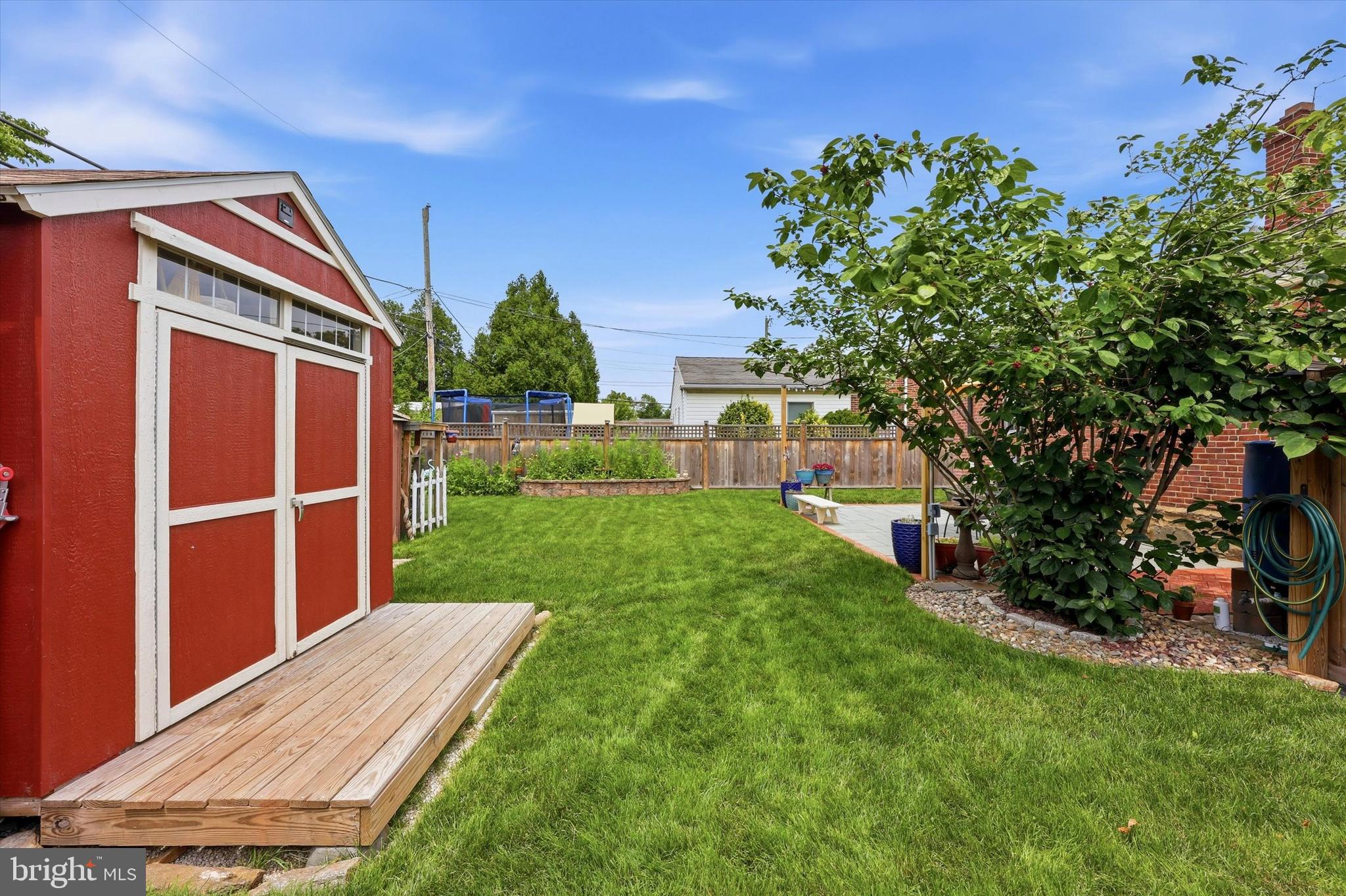 LYNNWOOD - Residential
