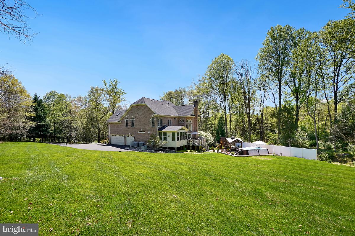 OAKTON - Residential